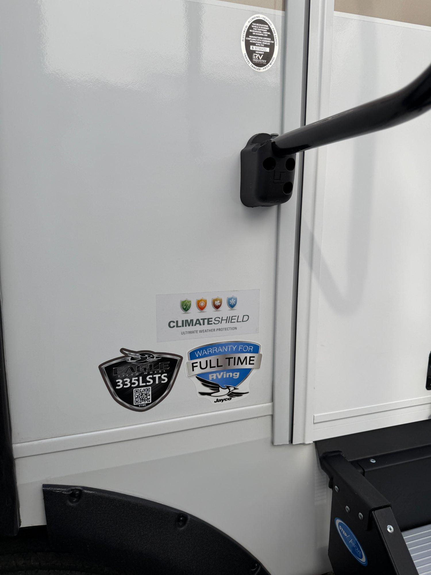 2027 Jayco 2027 Jayco Eagle - thumbnail 4