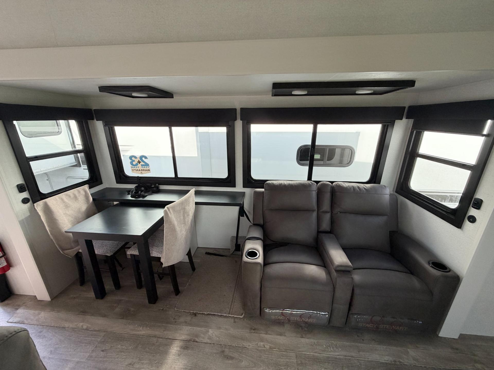 2027 Jayco 2027 Jayco Eagle - thumbnail 13