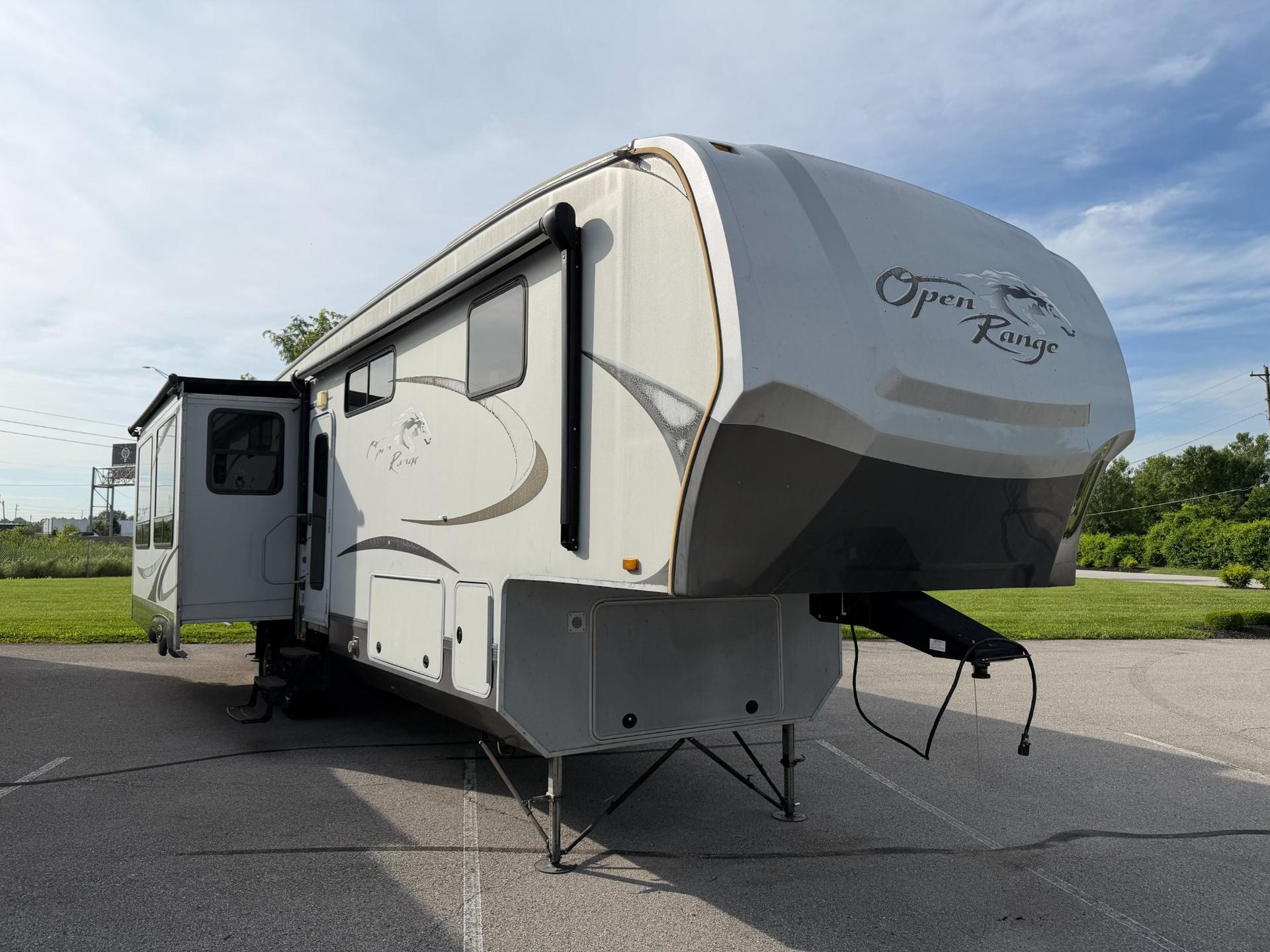 2010 Highland Ridge Open Range 391RES