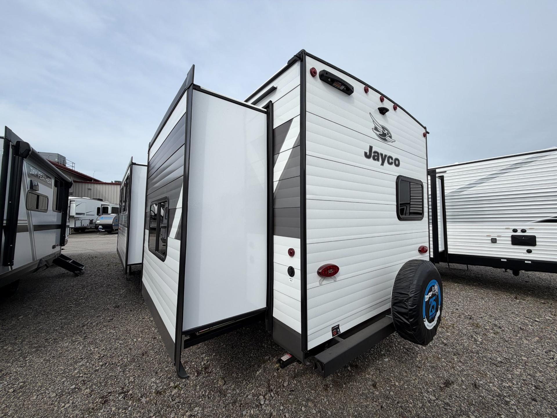 2027 Jayco 2027 Jayco Jay Flight - thumbnail 7