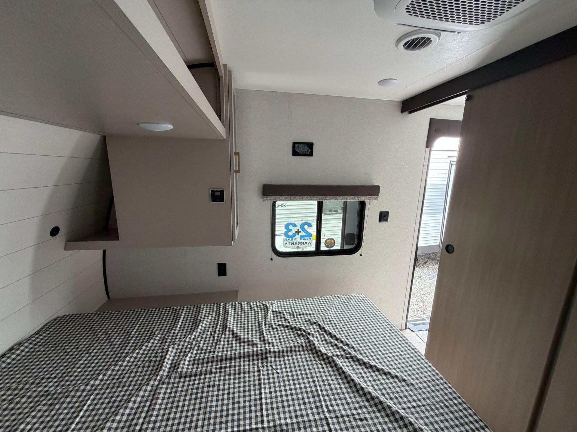 2027 Jayco 2027 Jayco Jay Flight - thumbnail 14