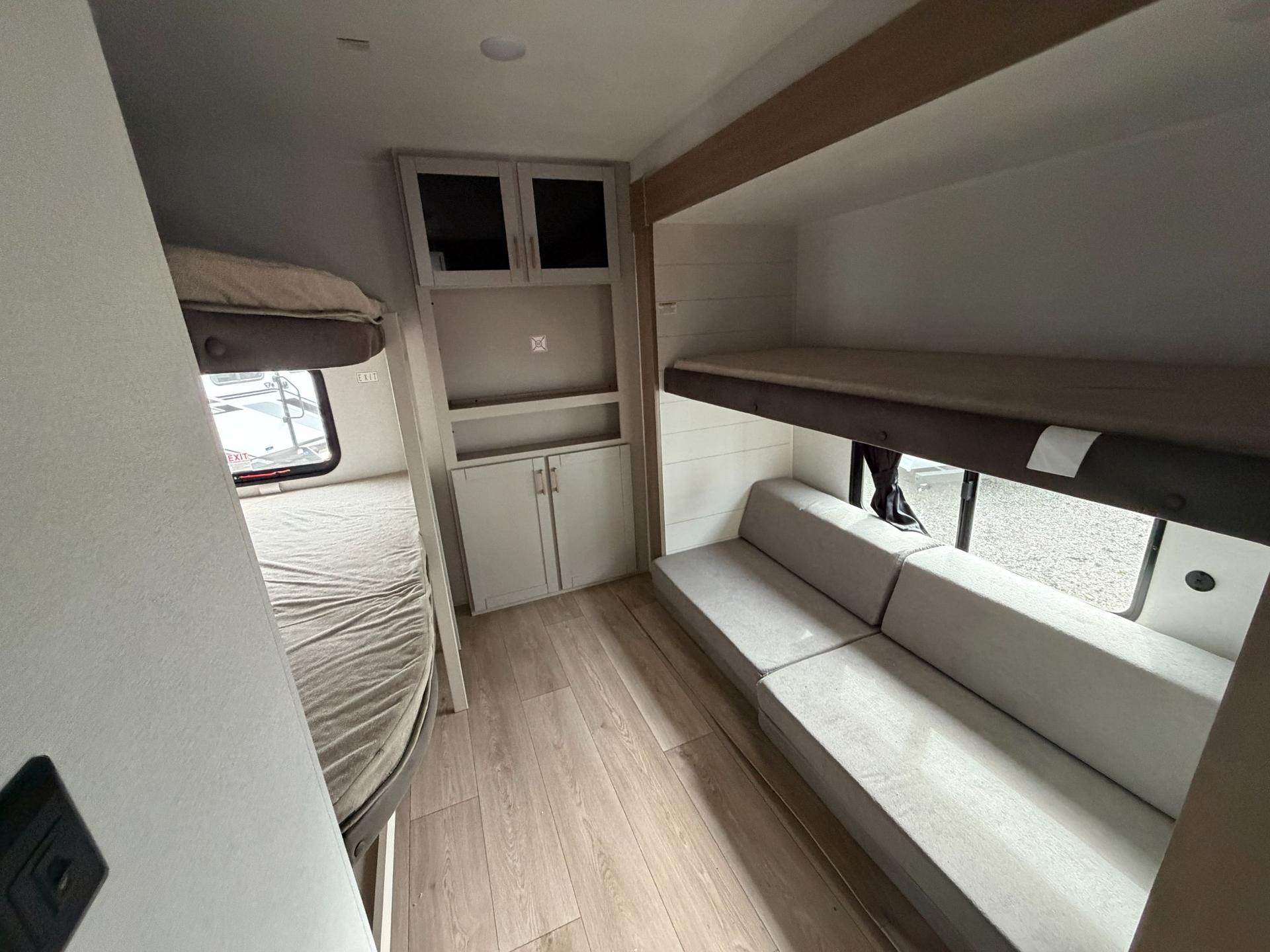 2027 Jayco 2027 Jayco Jay Flight - thumbnail 17