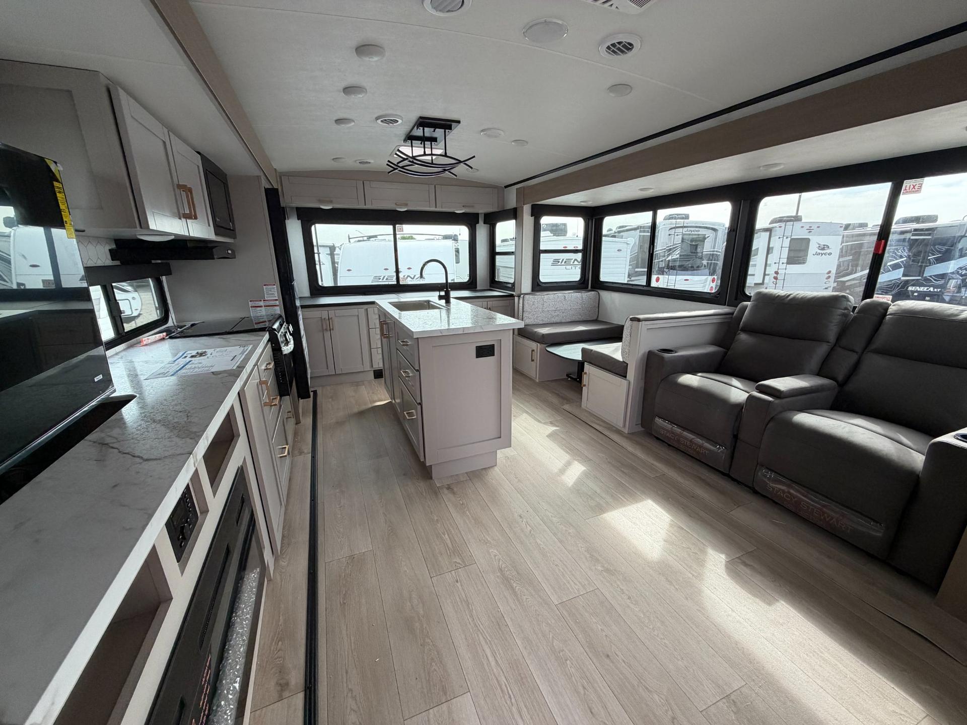 2027 Jayco 2027 Jayco Jay Feather - thumbnail 9