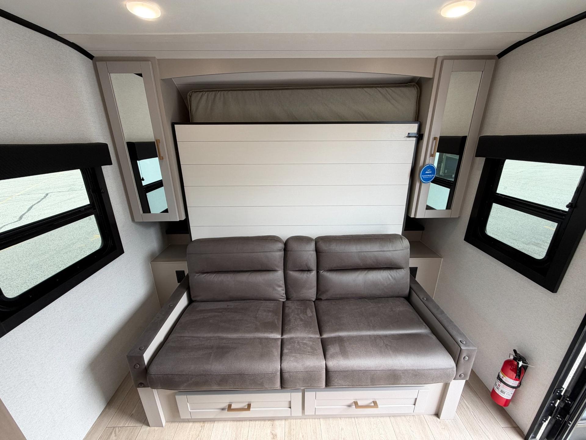 2027 Jayco 2027 Jayco Jay Feather - thumbnail 13