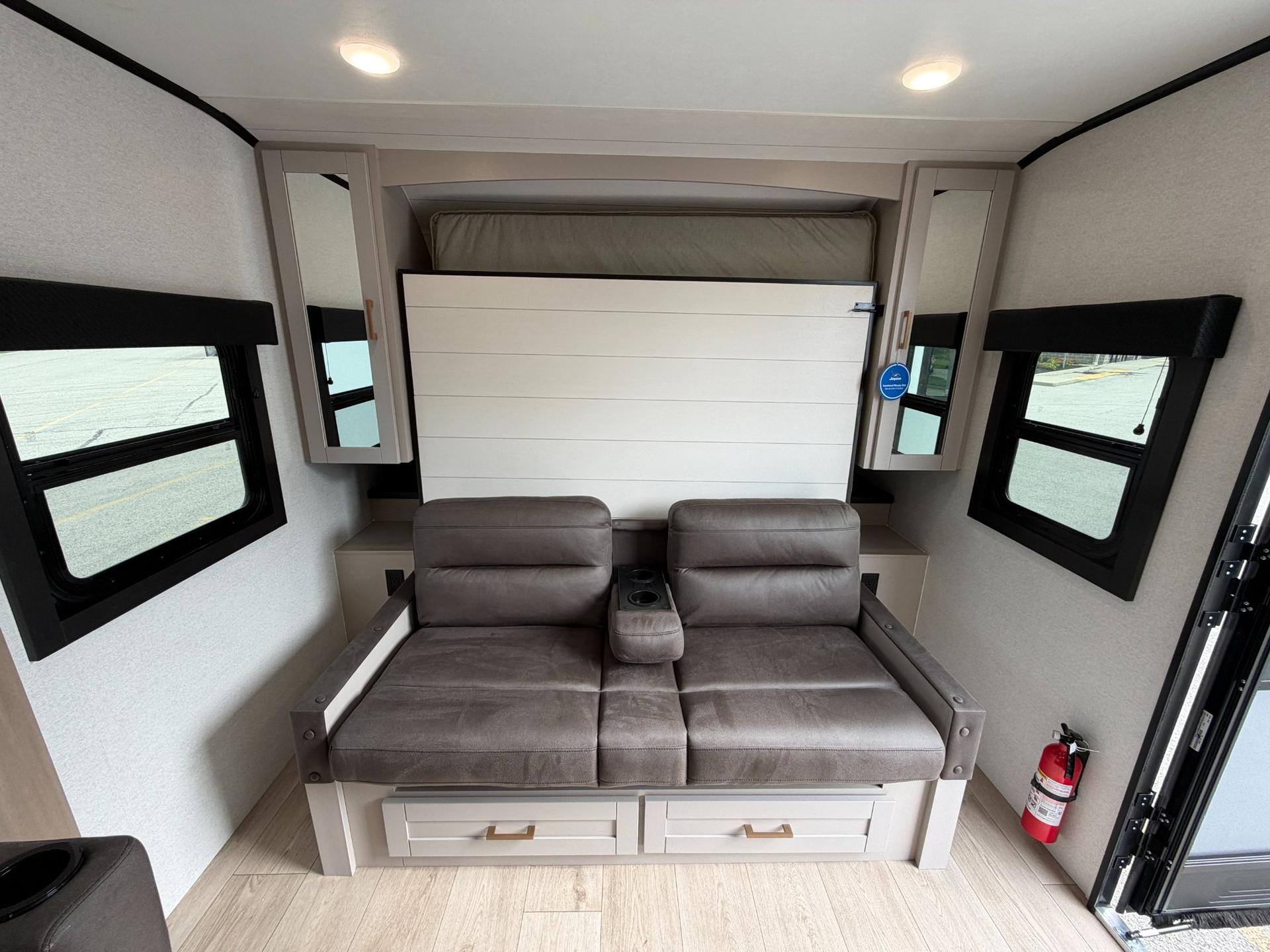 2027 Jayco 2027 Jayco Jay Feather - thumbnail 15