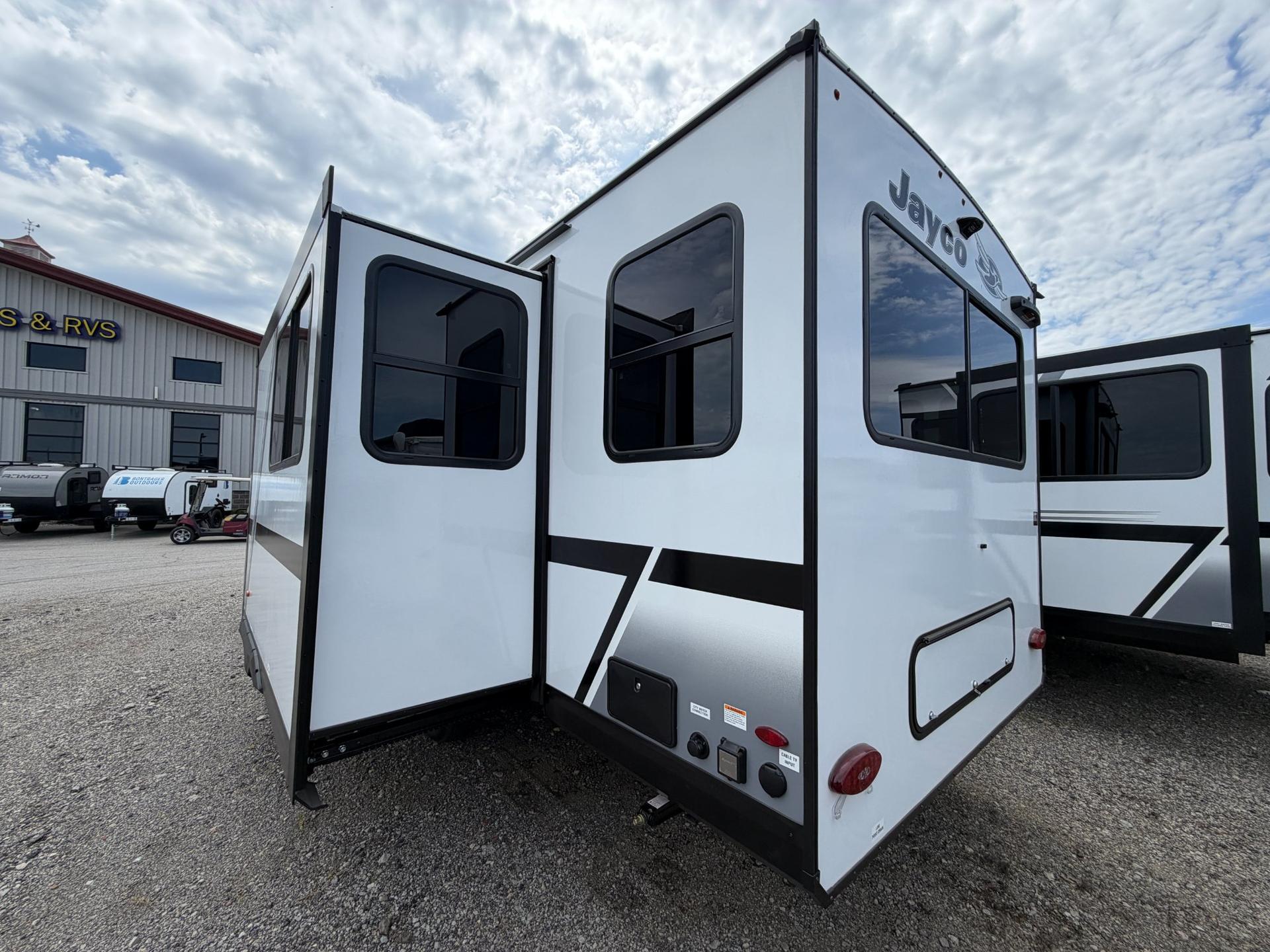 2027 Jayco 2027 Jayco Jay Feather SL - thumbnail 7