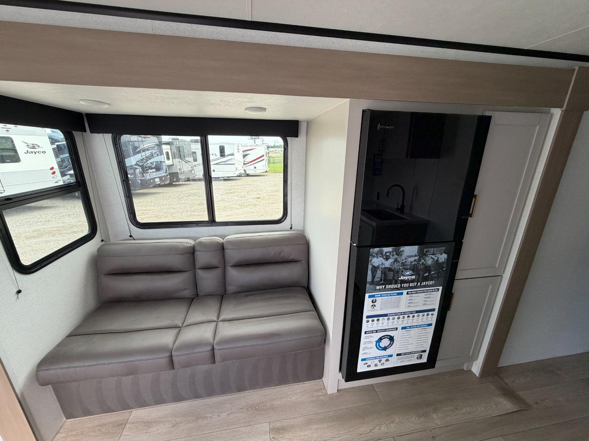 2027 Jayco 2027 Jayco Jay Feather SL - thumbnail 13