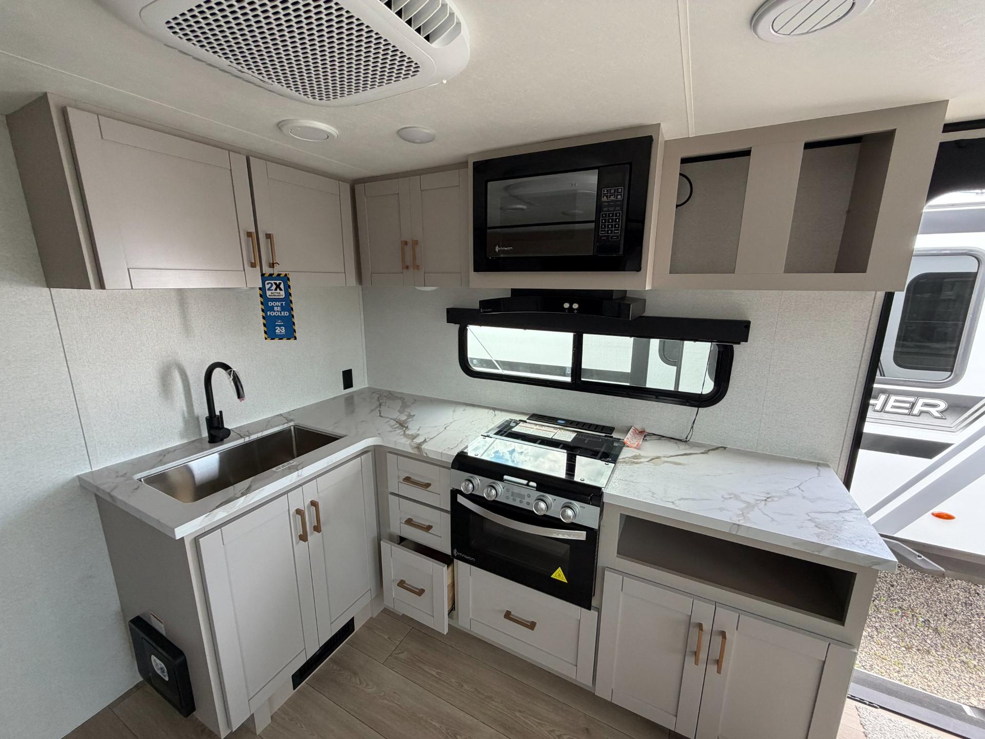 2027 Jayco 2027 Jayco Jay Feather SL - thumbnail 14