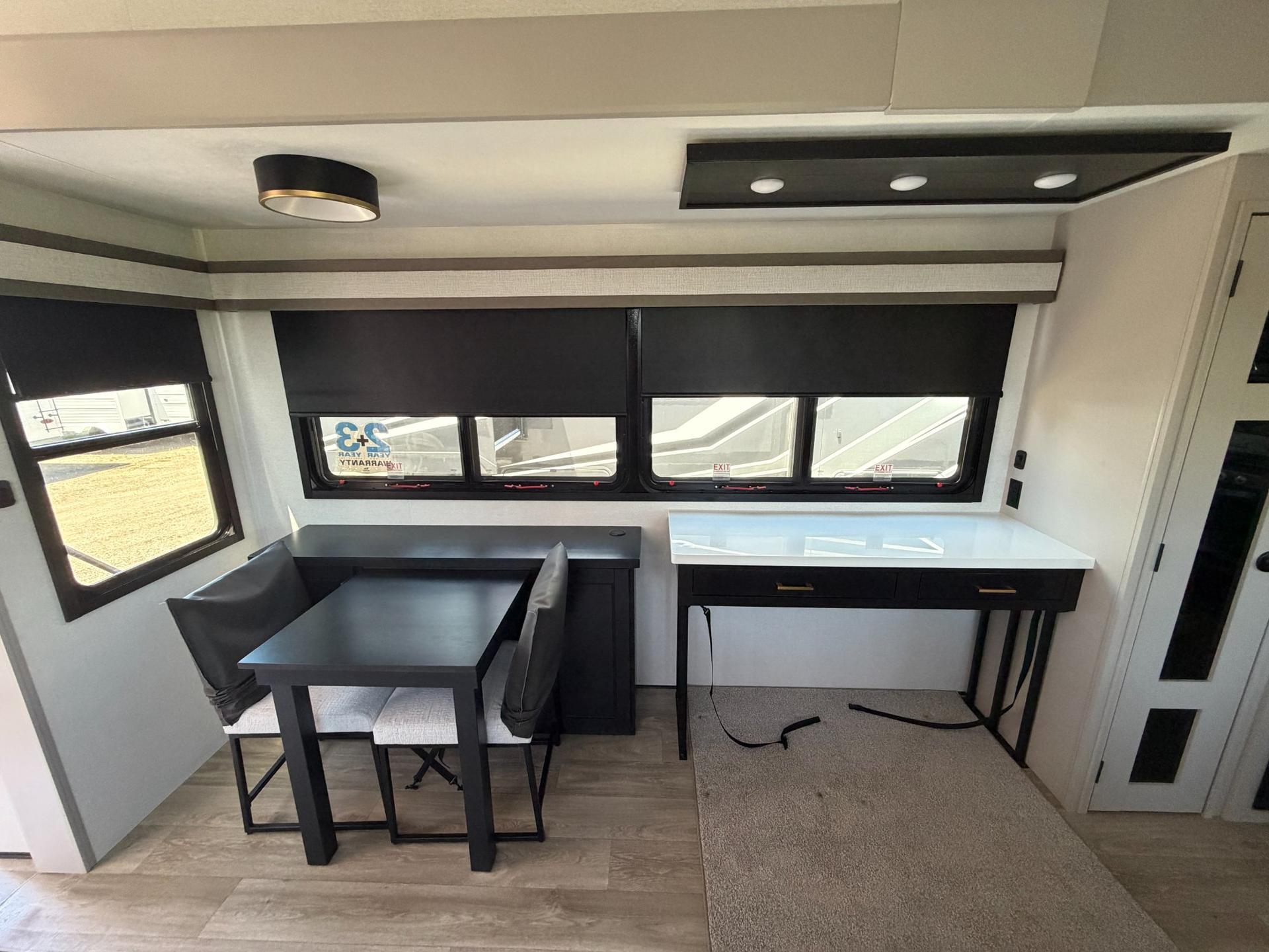 2027 Jayco 2027 Jayco North Point - thumbnail 12