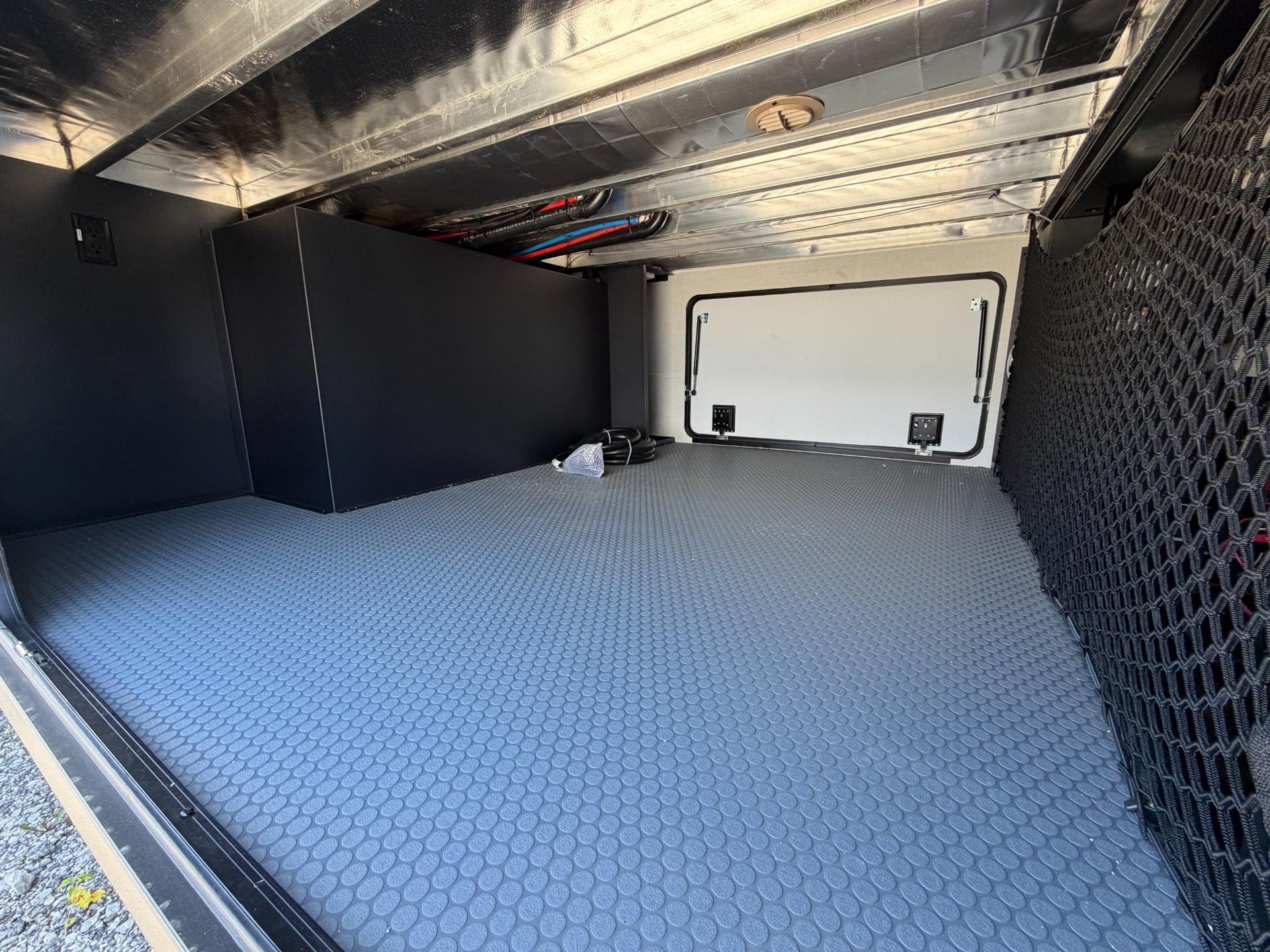 2027 Venture RV 2027 Venture RV SportTrek Touring Edition - thumbnail 5