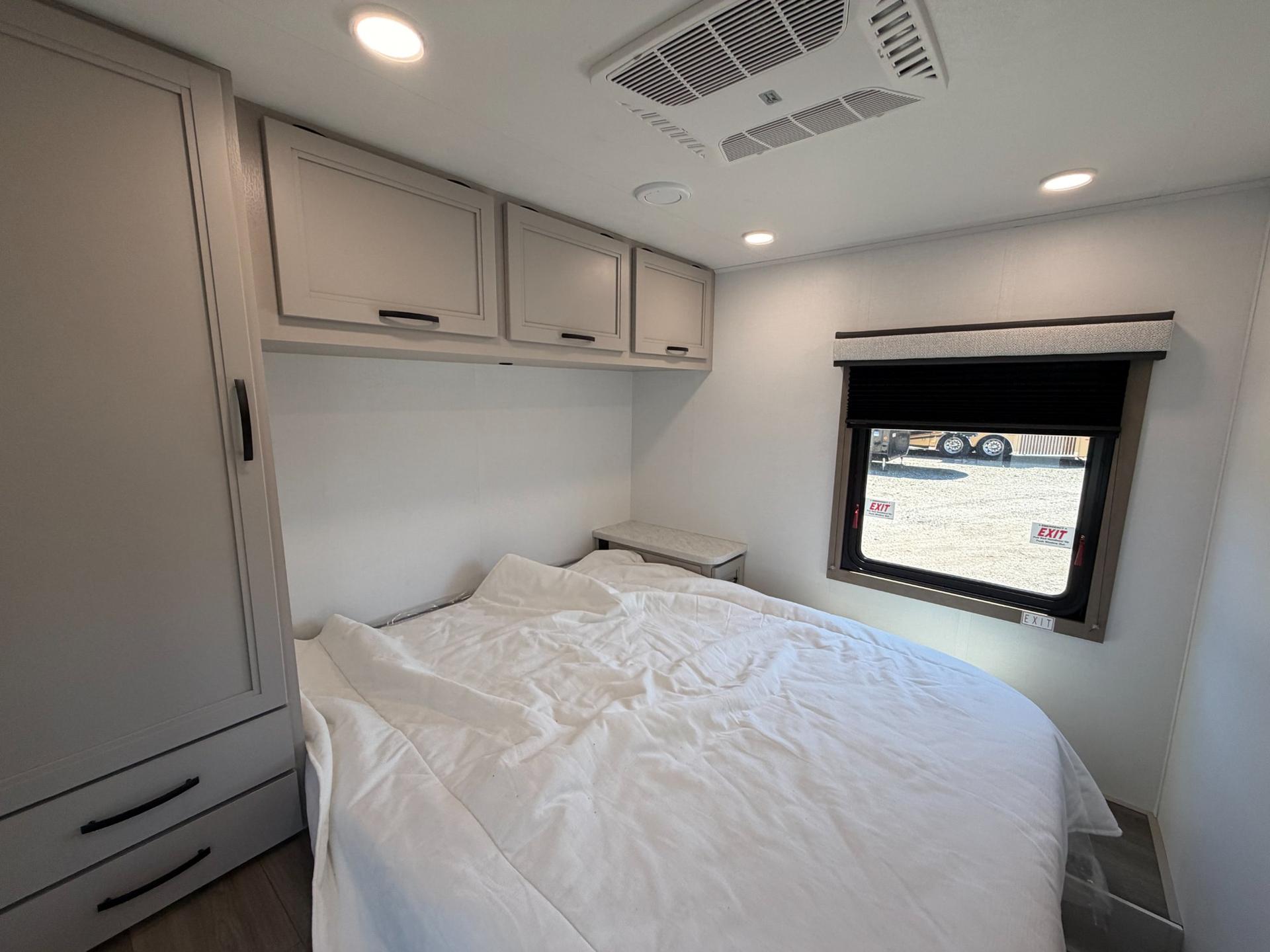 2027 Jayco 2027 Jayco Redhawk SE - thumbnail 21