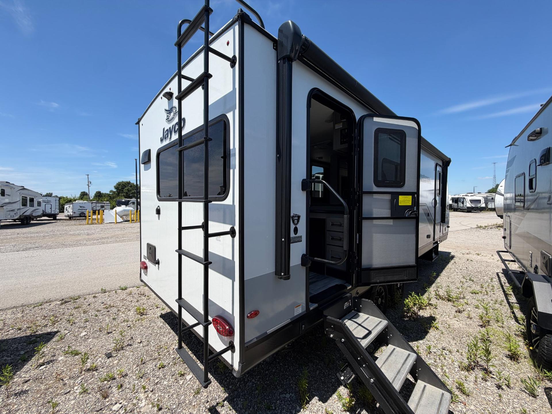 2025 Jayco 2025 Jayco Jay Feather - thumbnail 5