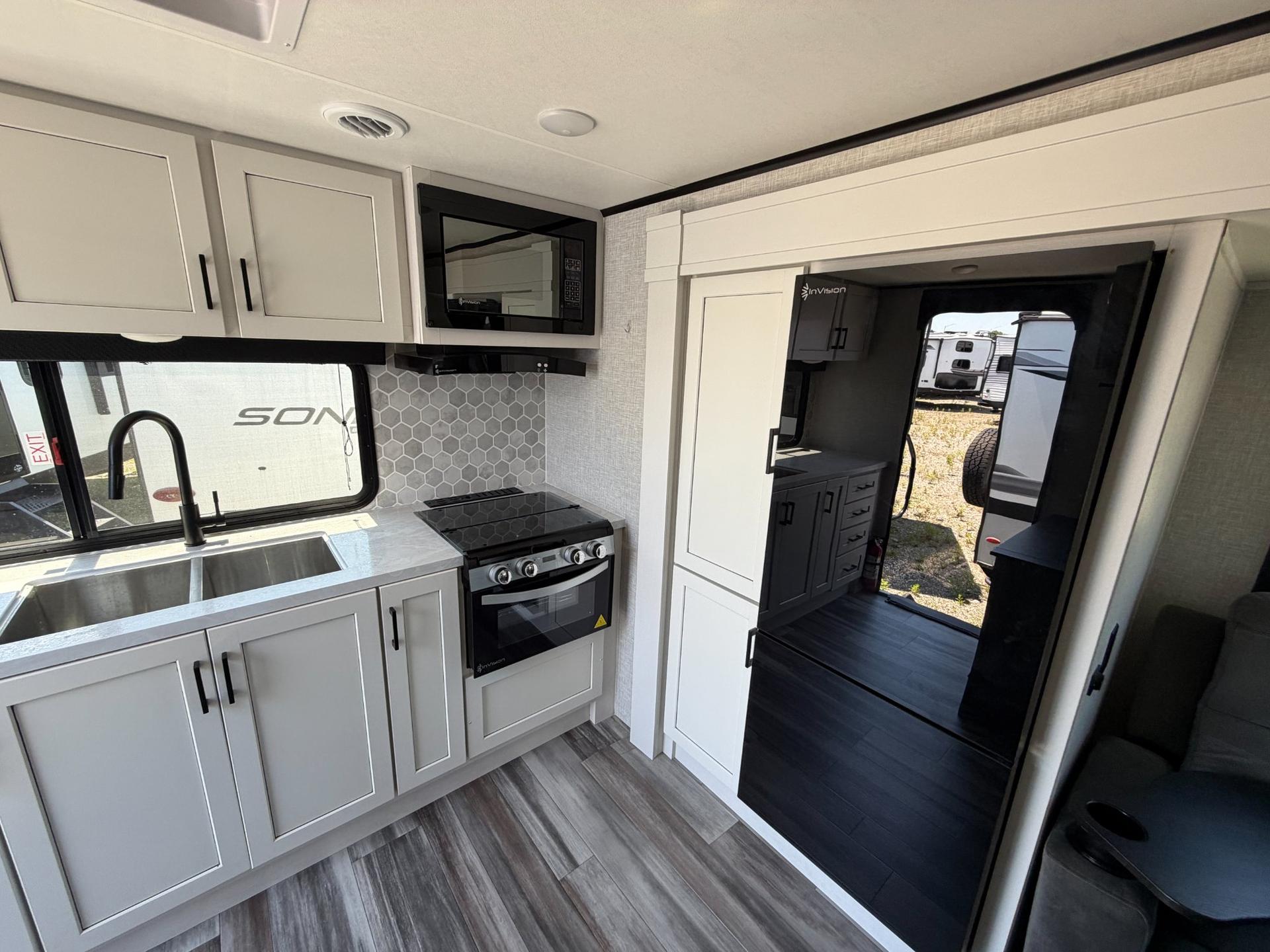 2025 Jayco 2025 Jayco Jay Feather - thumbnail 12