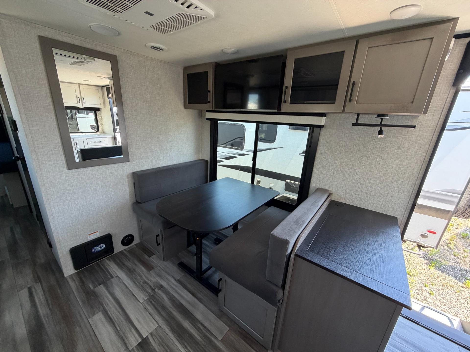 2025 Jayco 2025 Jayco Jay Feather - thumbnail 13