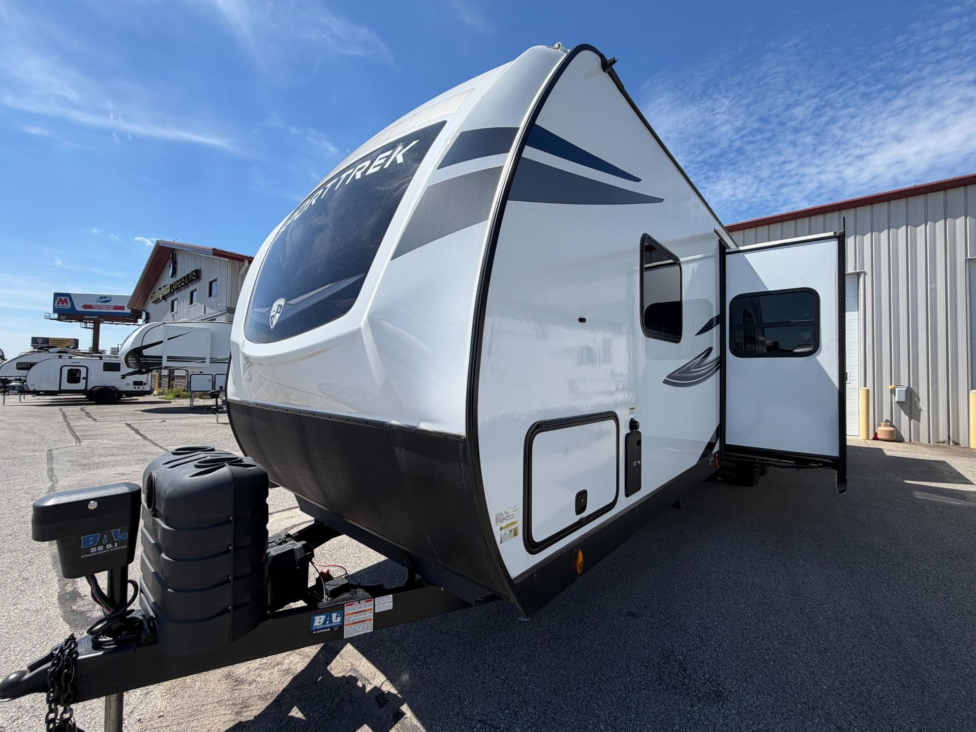 2024 Venture RV 2024 Venture RV SportTrek Touring - thumbnail 8