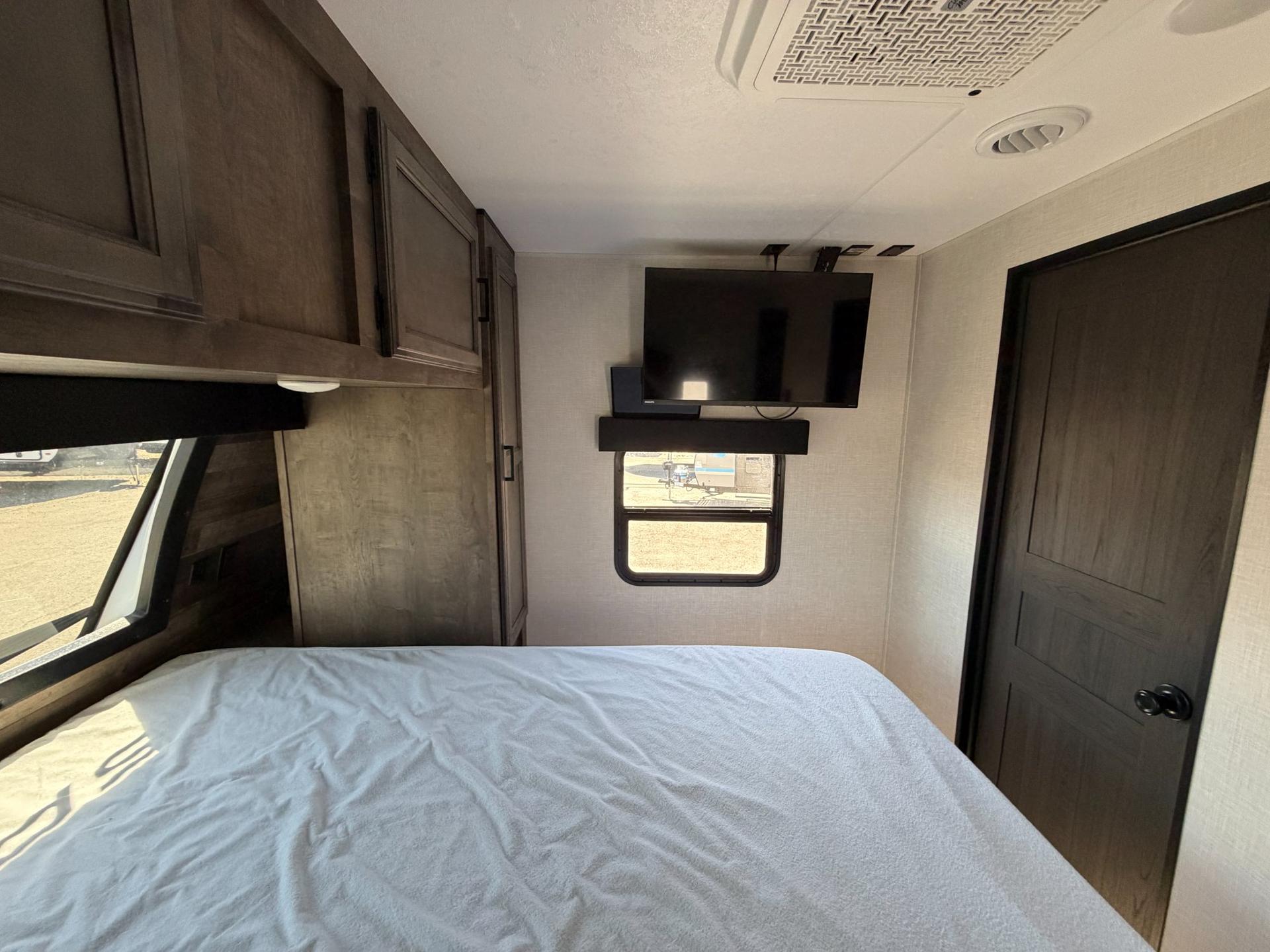 2024 Venture RV 2024 Venture RV SportTrek Touring - thumbnail 20