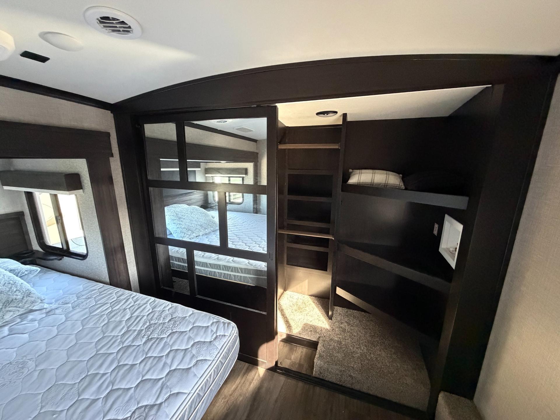 2023 Jayco 2023 Jayco North Point - thumbnail 21
