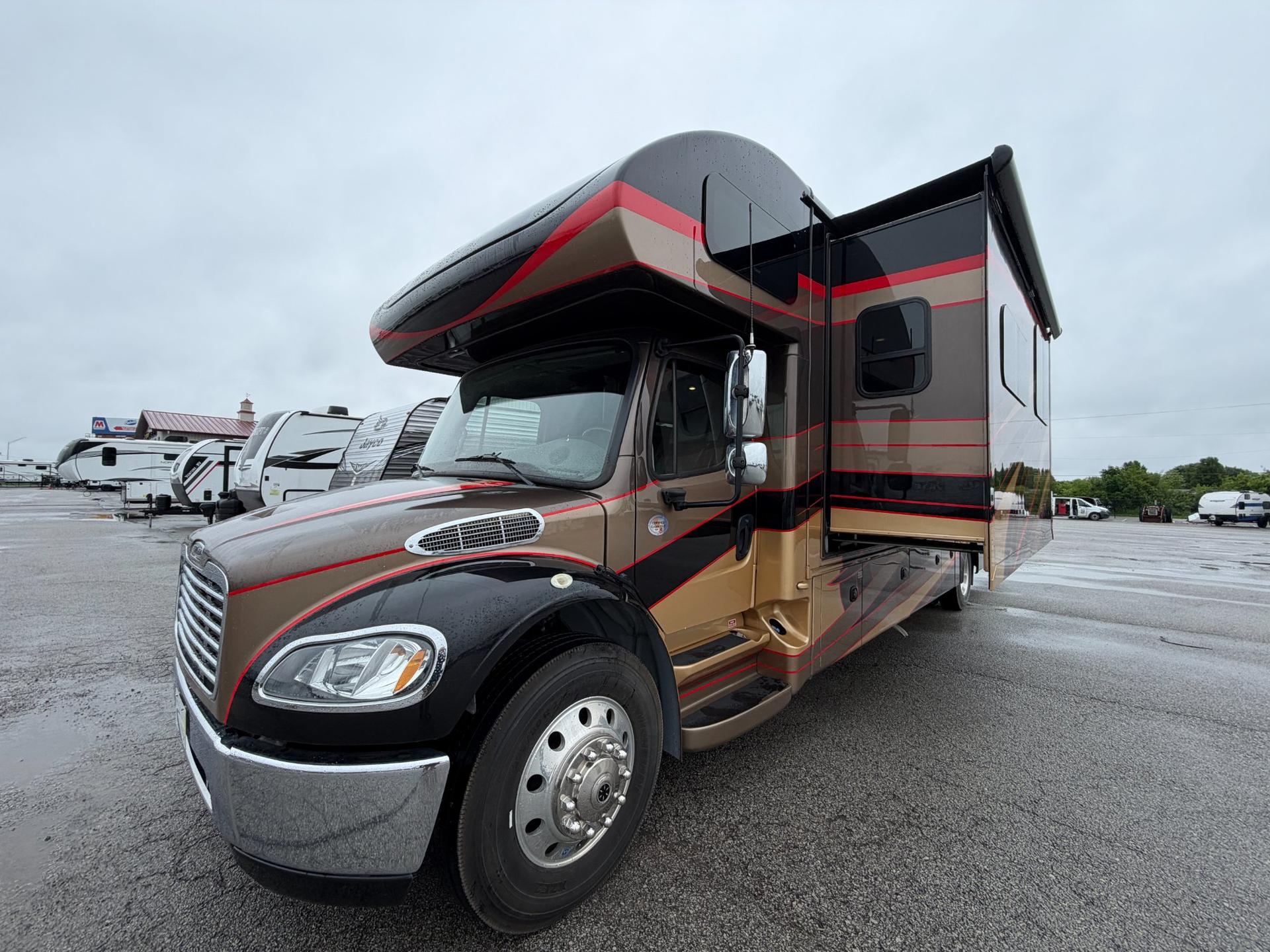2017 Jayco 2017 Jayco Seneca - thumbnail 7