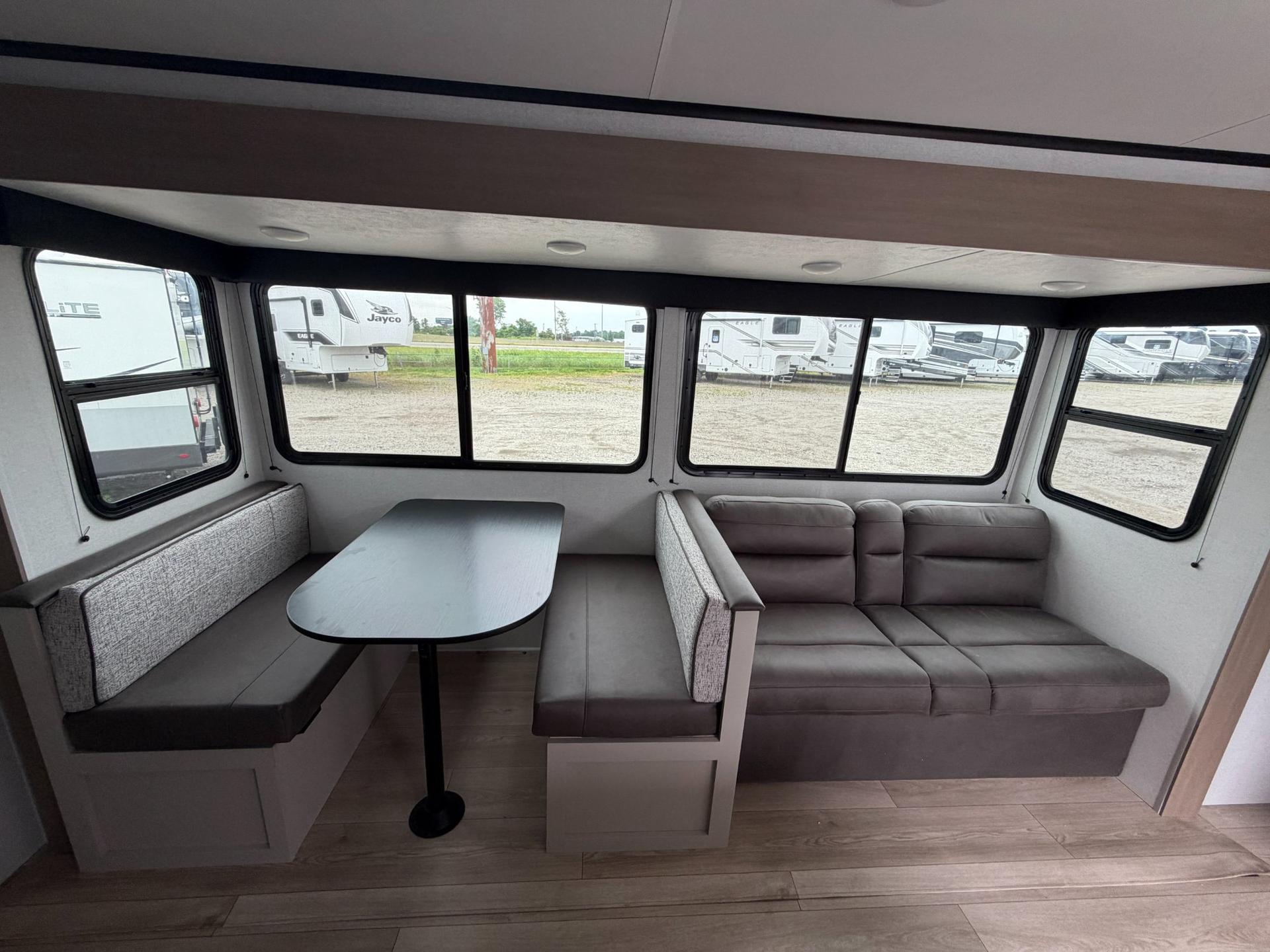 2027 JAYCO 2027 JAYCO JAY FEATHER SL - thumbnail 12