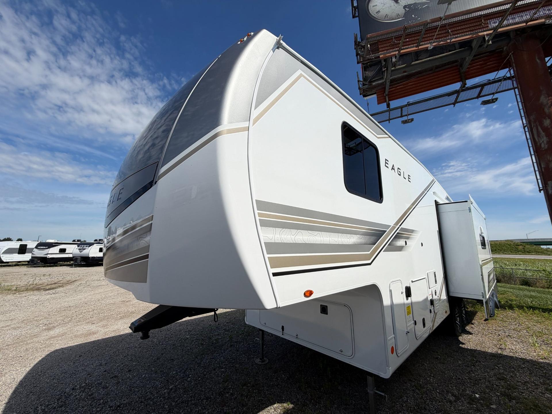 2027 Jayco 2027 Jayco Eagle - thumbnail 7