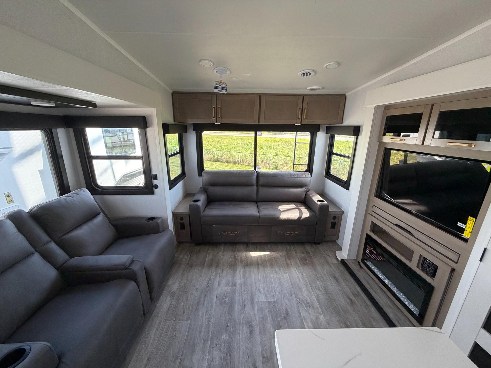 2027 Jayco 2027 Jayco Eagle - thumbnail 10