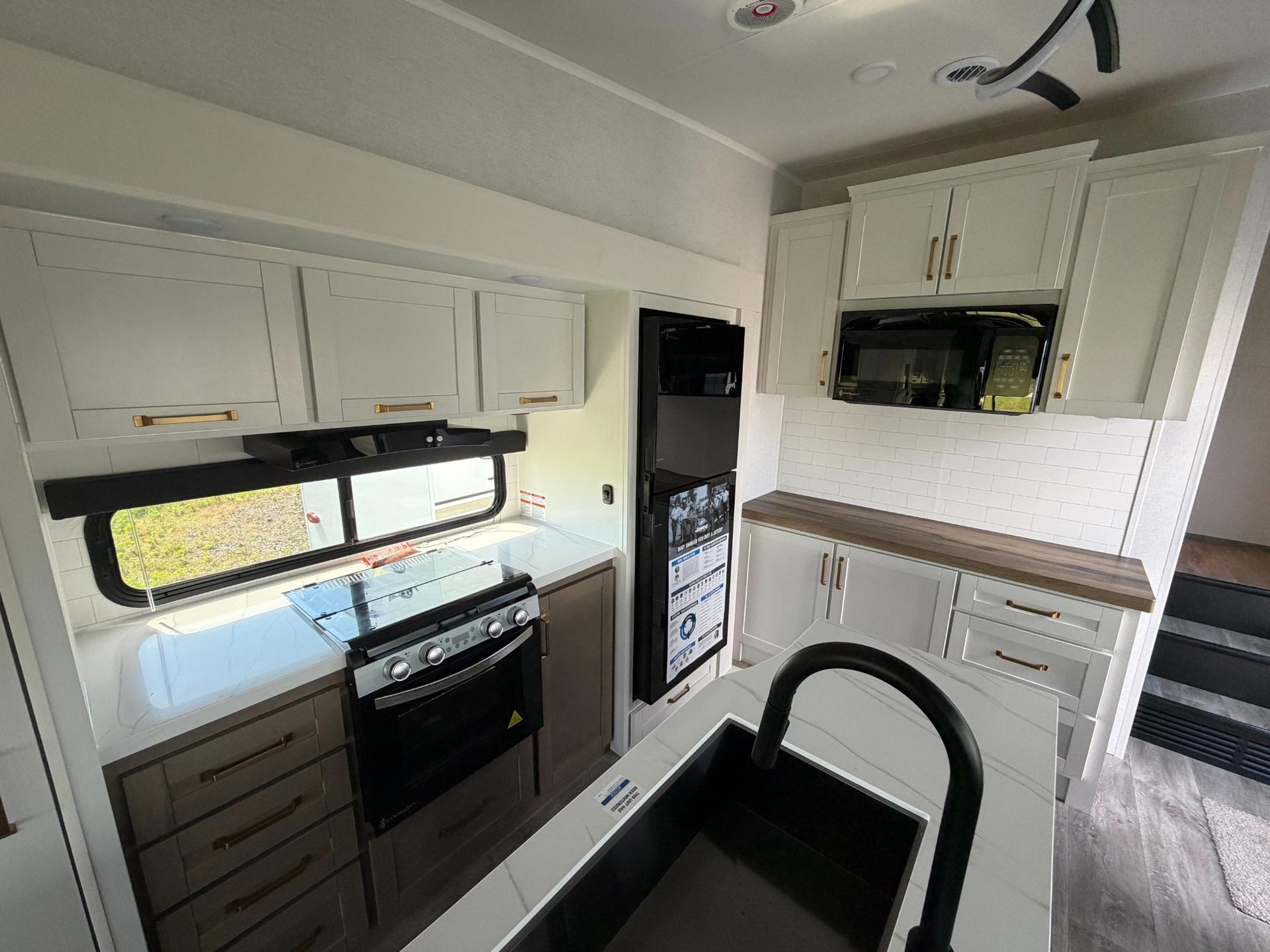 2027 Jayco 2027 Jayco Eagle - thumbnail 13
