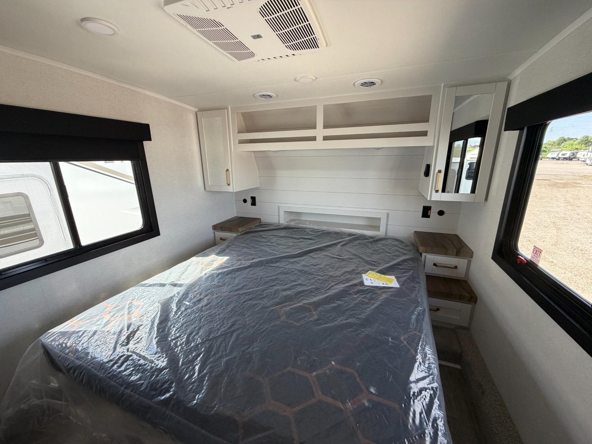 2027 Jayco 2027 Jayco Eagle - thumbnail 17