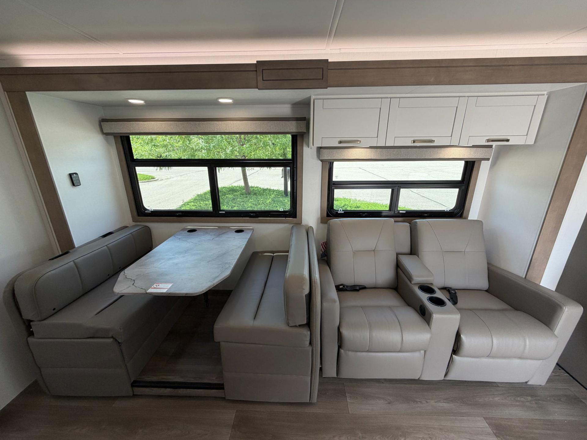 2027 Jayco 2027 Jayco Greyhawk - thumbnail 11