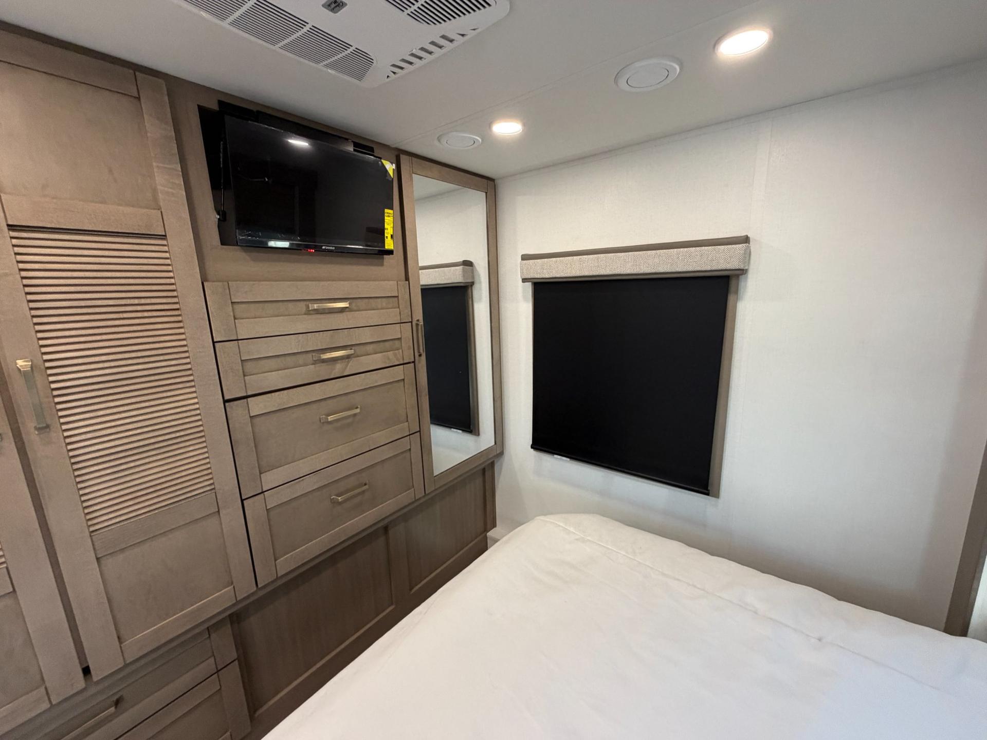 2027 Jayco 2027 Jayco Greyhawk - thumbnail 20
