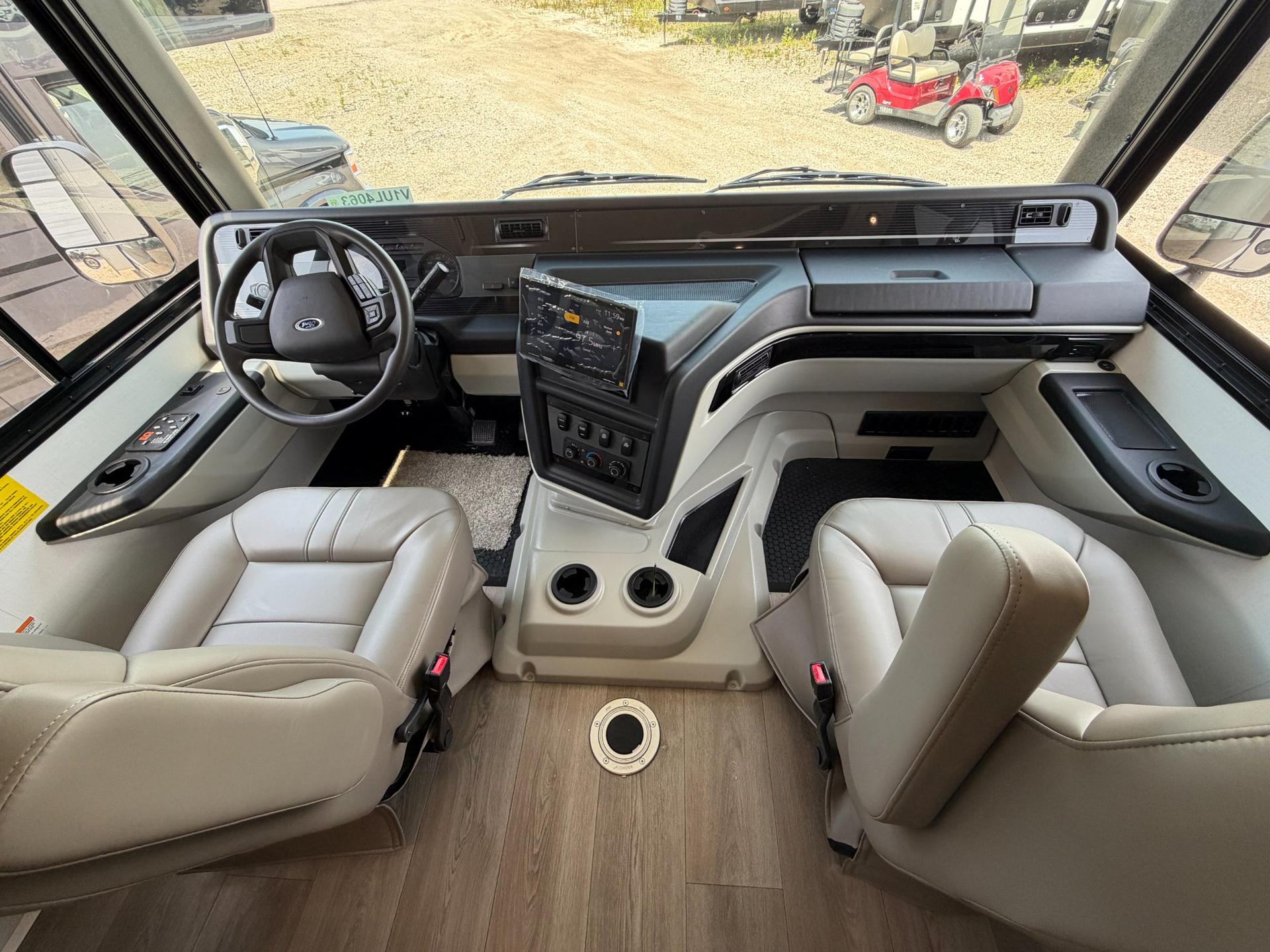 2027 Jayco 2027 Jayco Precept - thumbnail 10
