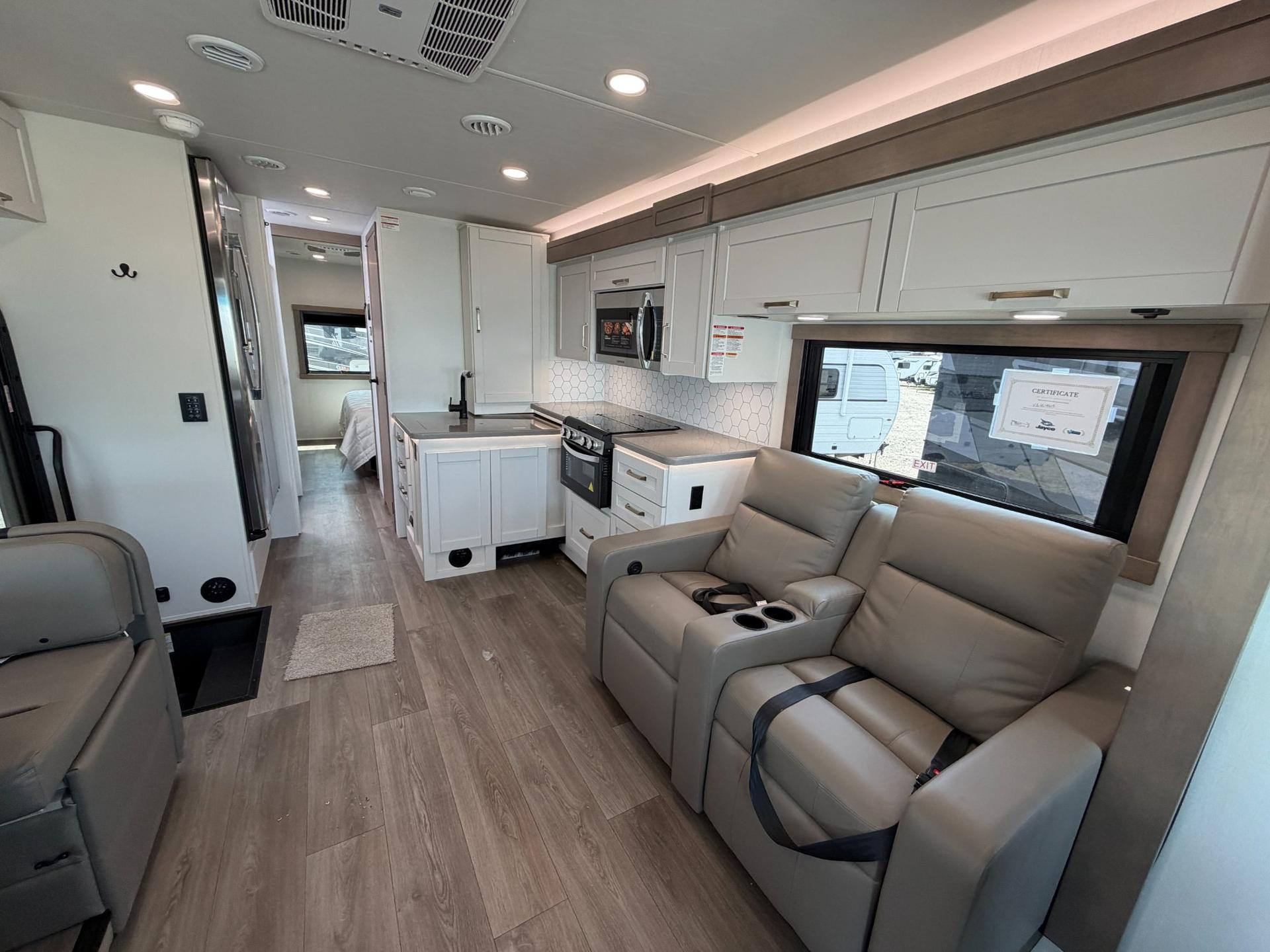 2027 Jayco 2027 Jayco Precept - thumbnail 12