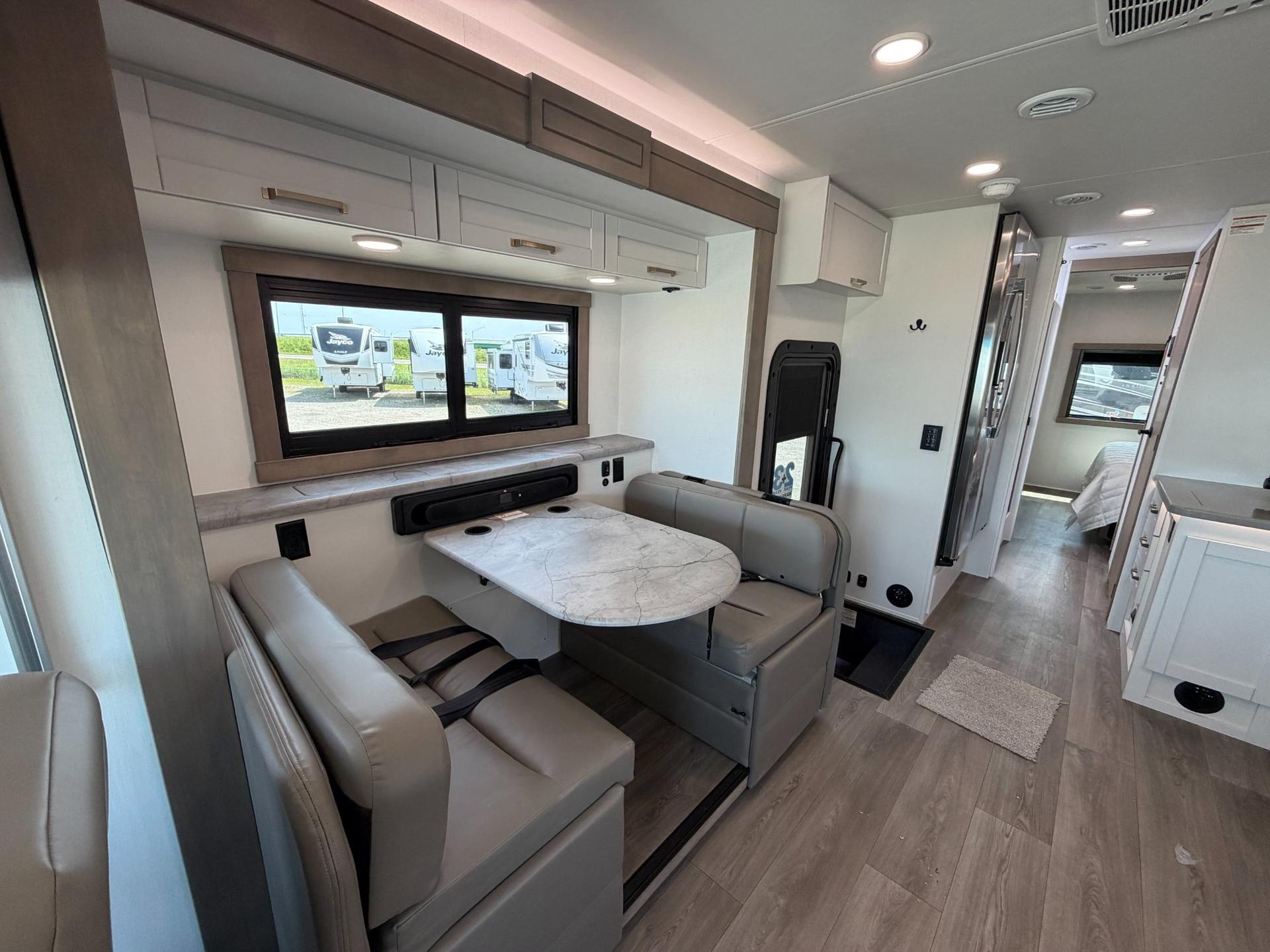 2027 Jayco 2027 Jayco Precept - thumbnail 13