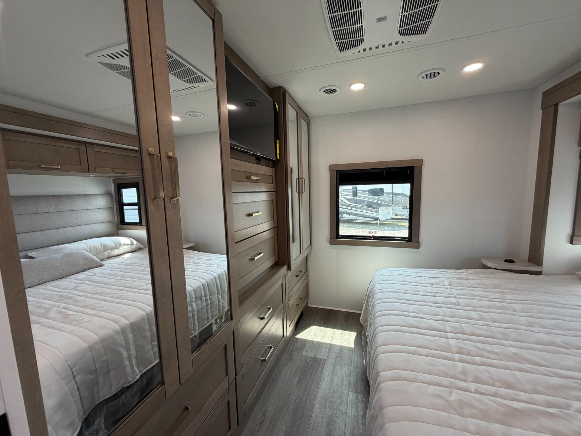 2027 Jayco 2027 Jayco Precept - thumbnail 19