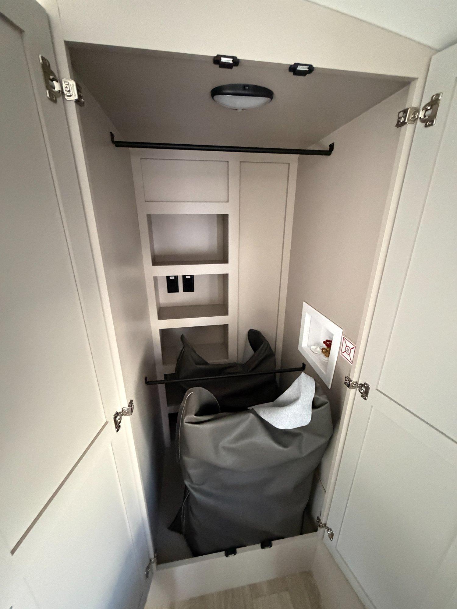 2027 Jayco 2027 Jayco North Point - thumbnail 23
