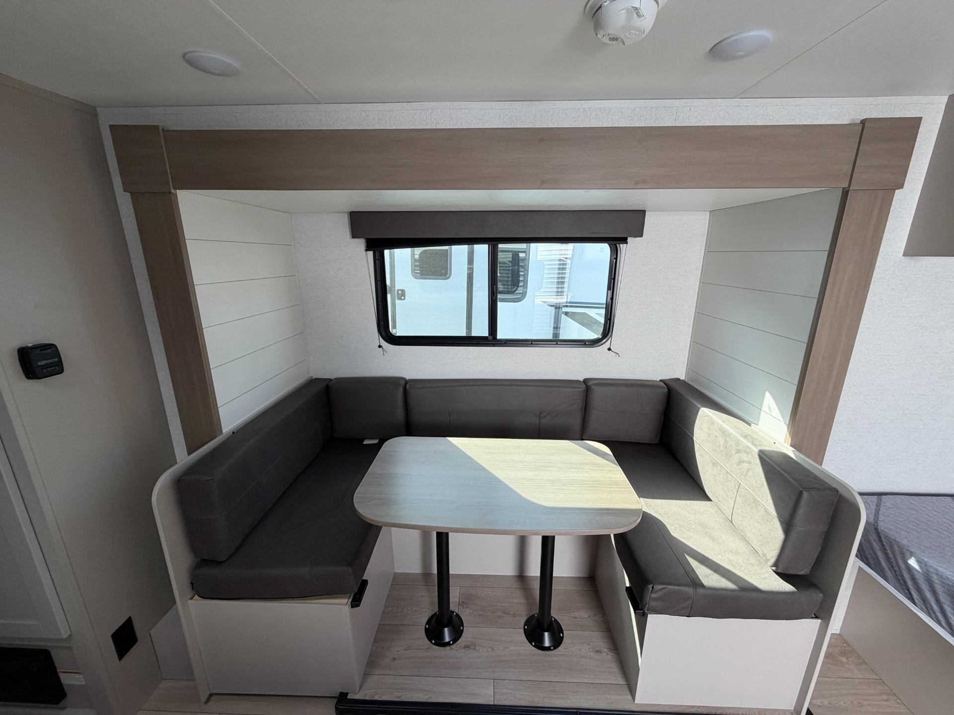 2027 Jayco 2027 Jayco Jay Flight - thumbnail 9