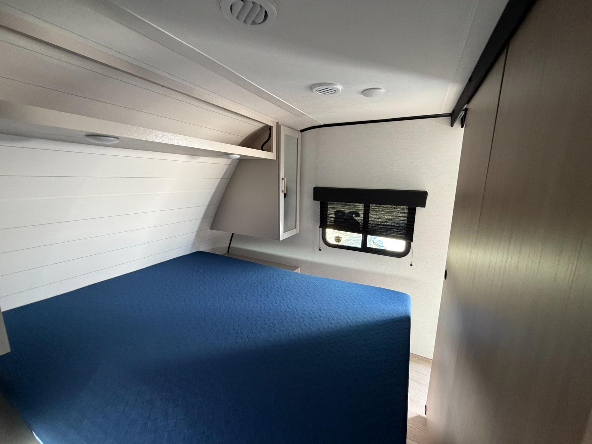 2027 Jayco 2027 Jayco Jay Feather SL - thumbnail 12