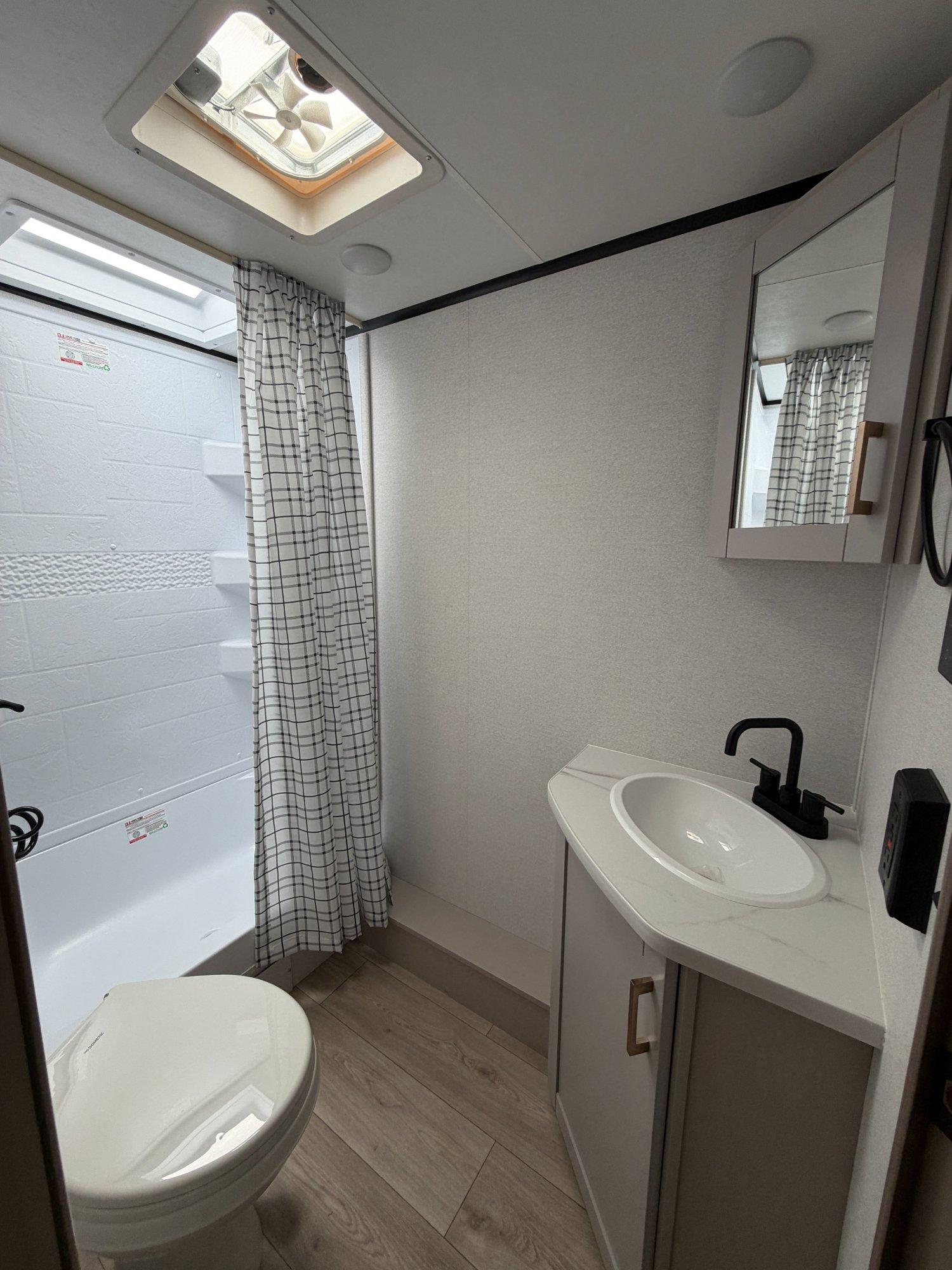 2027 Jayco 2027 Jayco Jay Feather SL - thumbnail 15