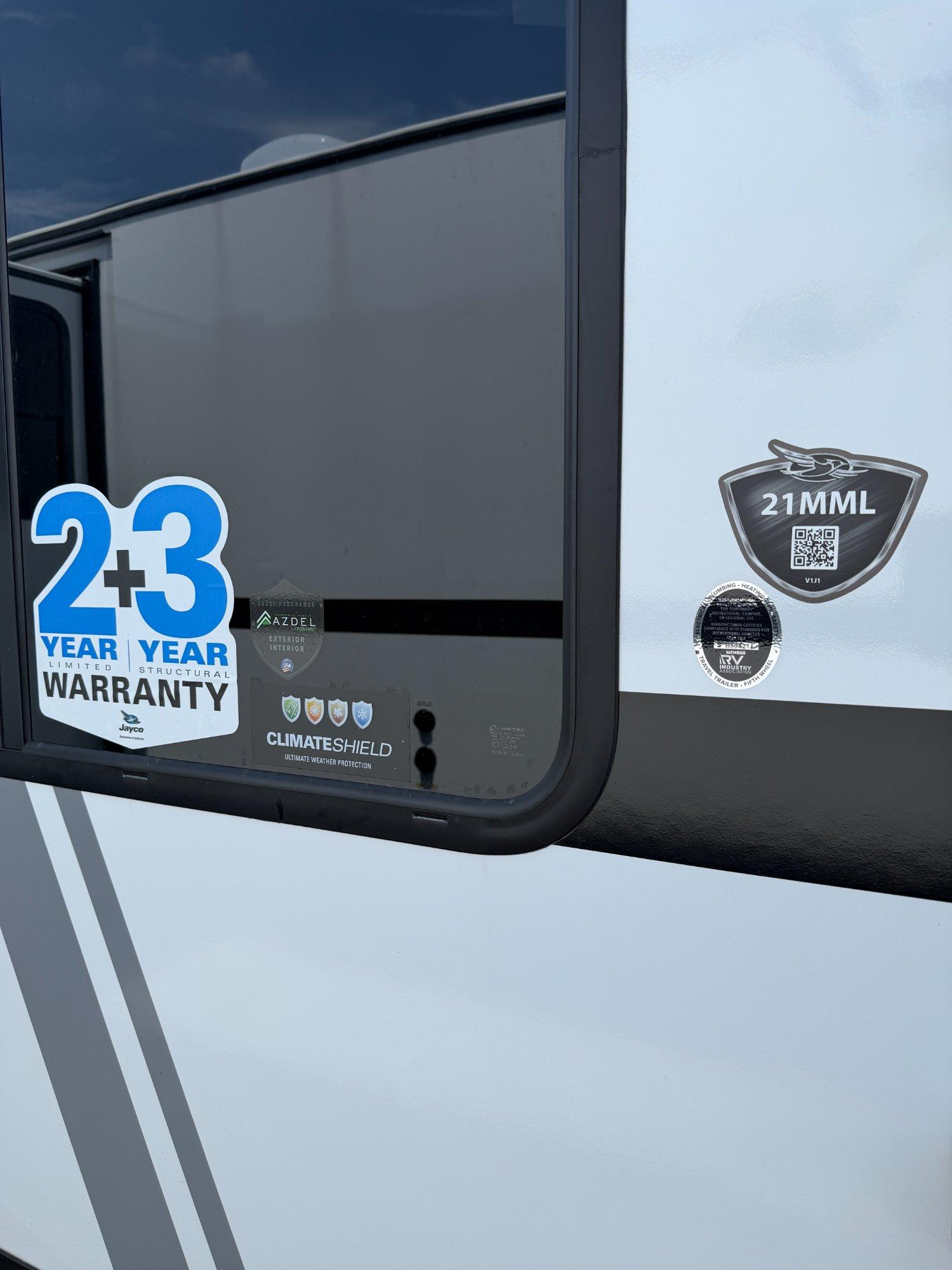 2027 Jayco 2027 Jayco Jay Feather - thumbnail 3