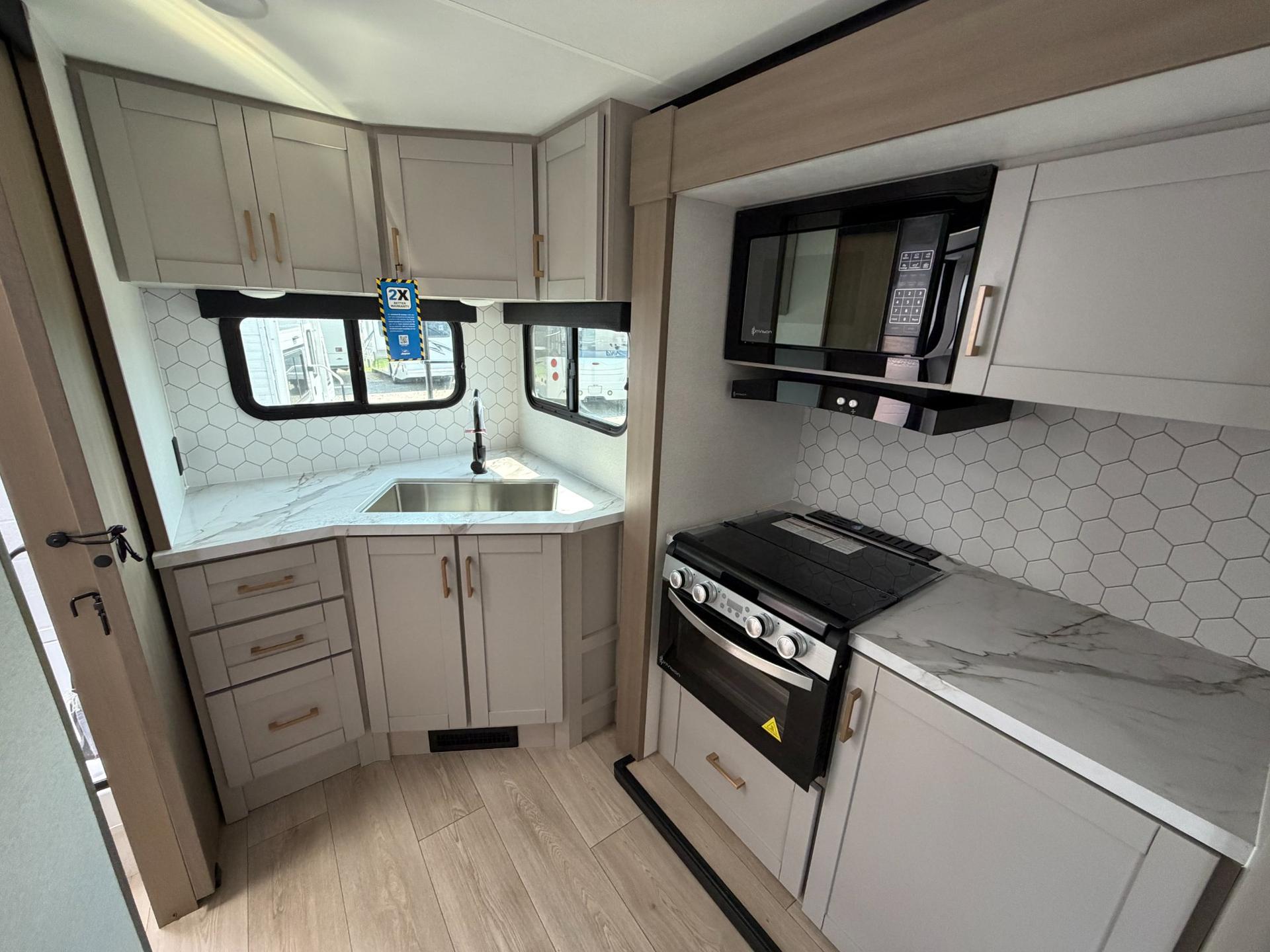 2027 Jayco 2027 Jayco Jay Feather - thumbnail 14