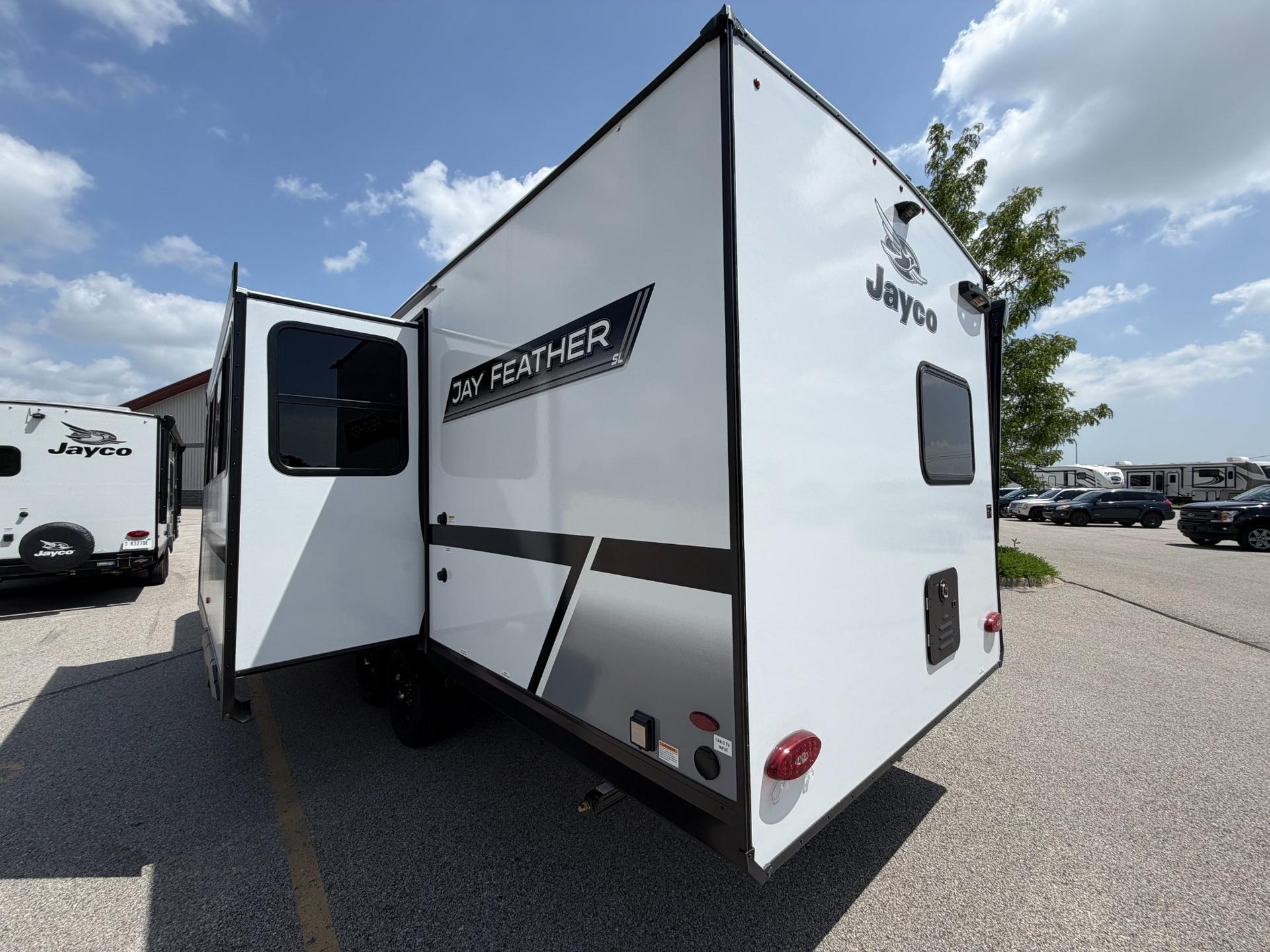 2027 Jayco 2027 Jayco Jay Feather SL - thumbnail 5