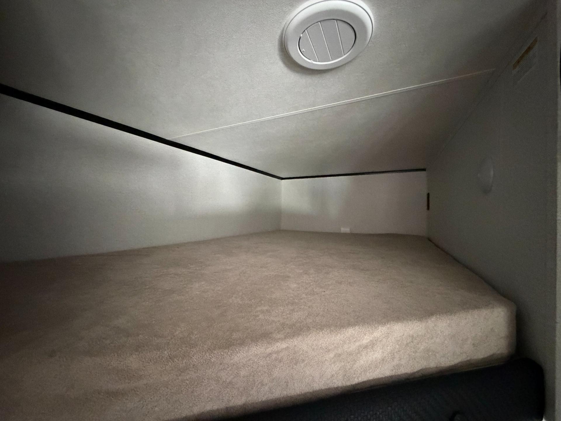 2027 Jayco 2027 Jayco Jay Feather SL - thumbnail 10