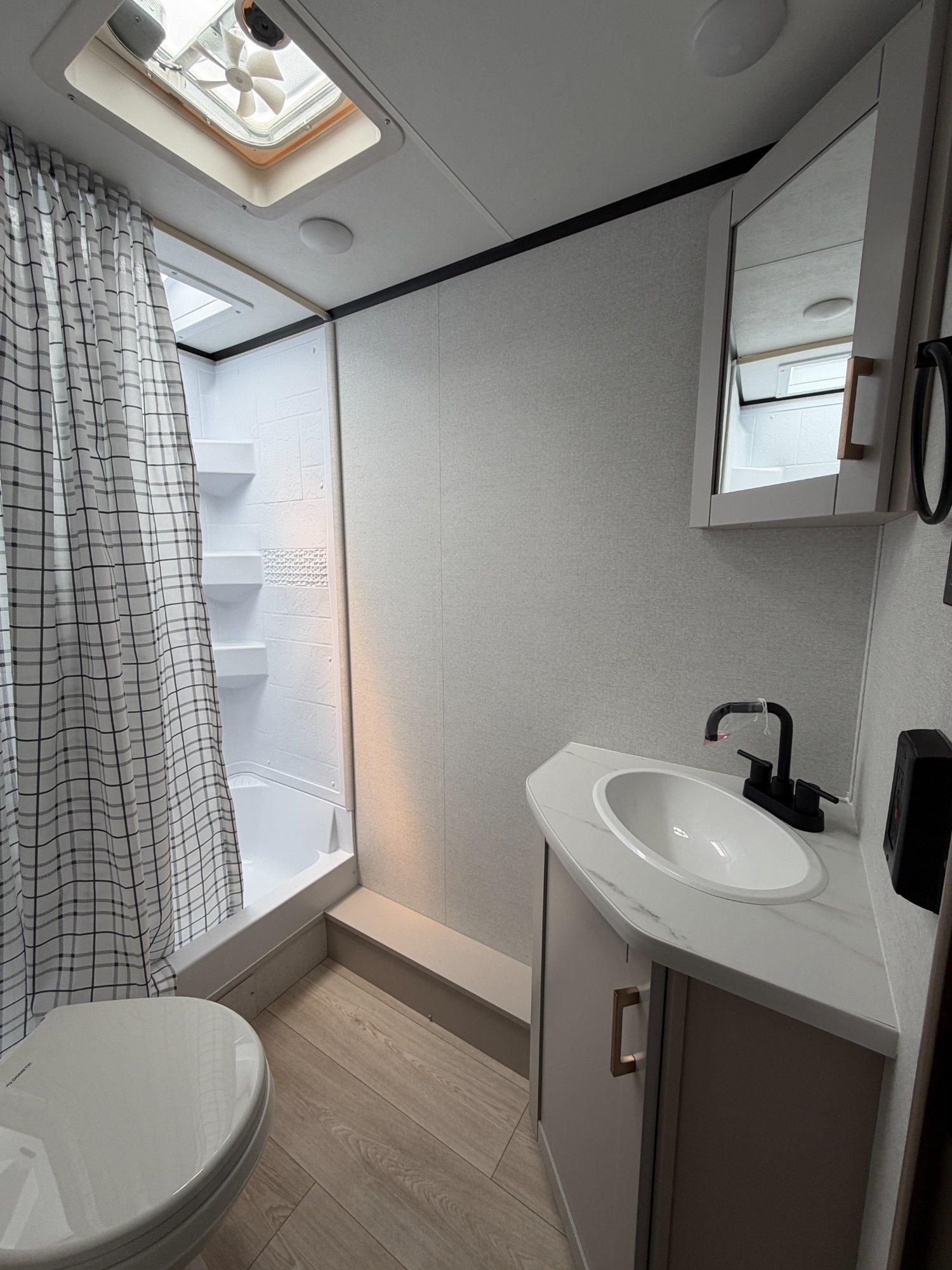 2027 Jayco 2027 Jayco Jay Feather SL - thumbnail 11