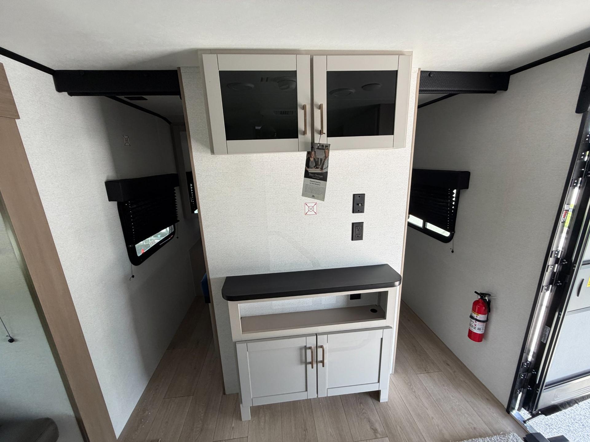 2027 Jayco 2027 Jayco Jay Feather SL - thumbnail 14