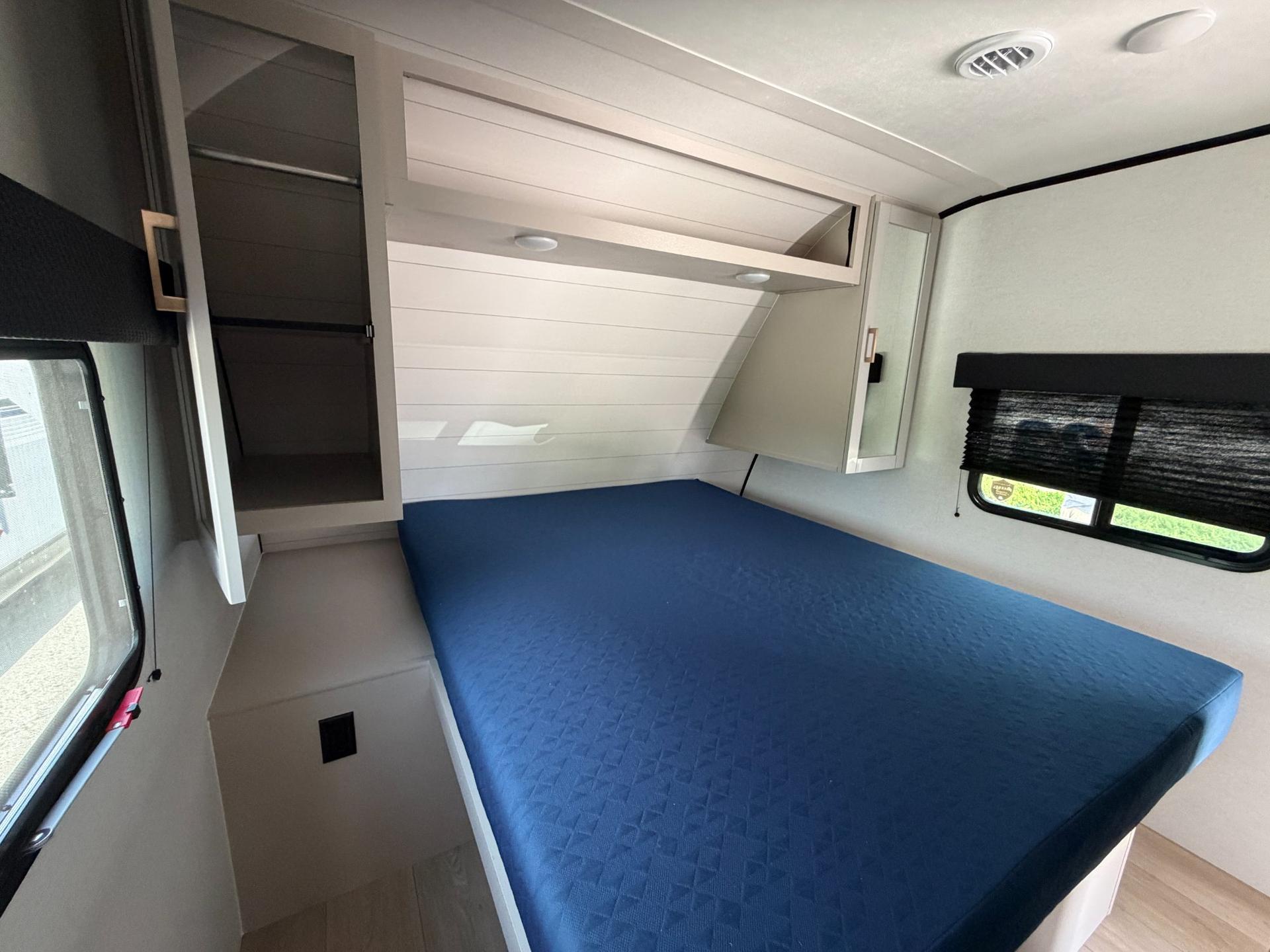 2027 Jayco 2027 Jayco Jay Feather SL - thumbnail 15