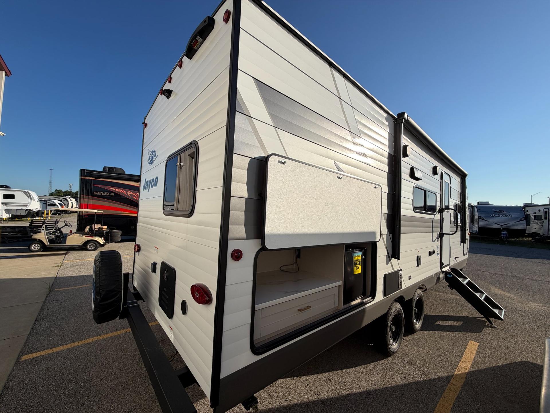 2027 Jayco 2027 Jayco Jay Flight - thumbnail 4