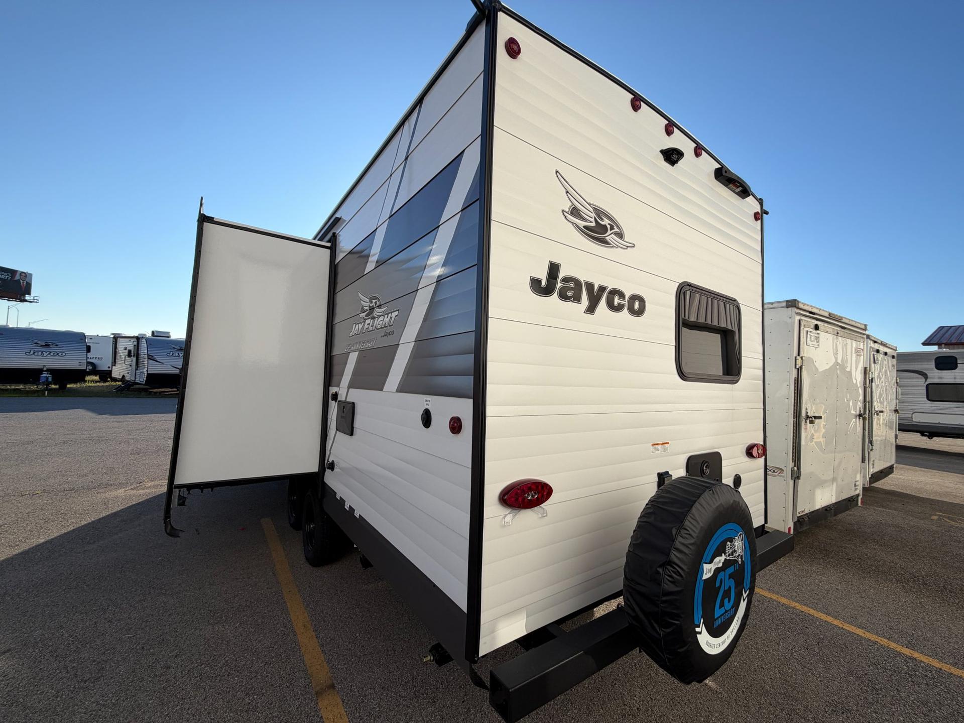 2027 Jayco 2027 Jayco Jay Flight - thumbnail 5