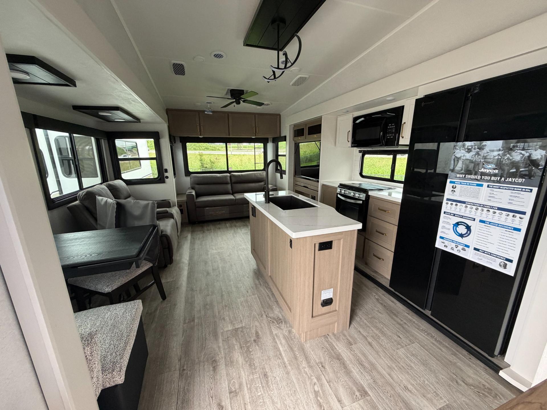 2027 Jayco 2027 Jayco Eagle - thumbnail 7