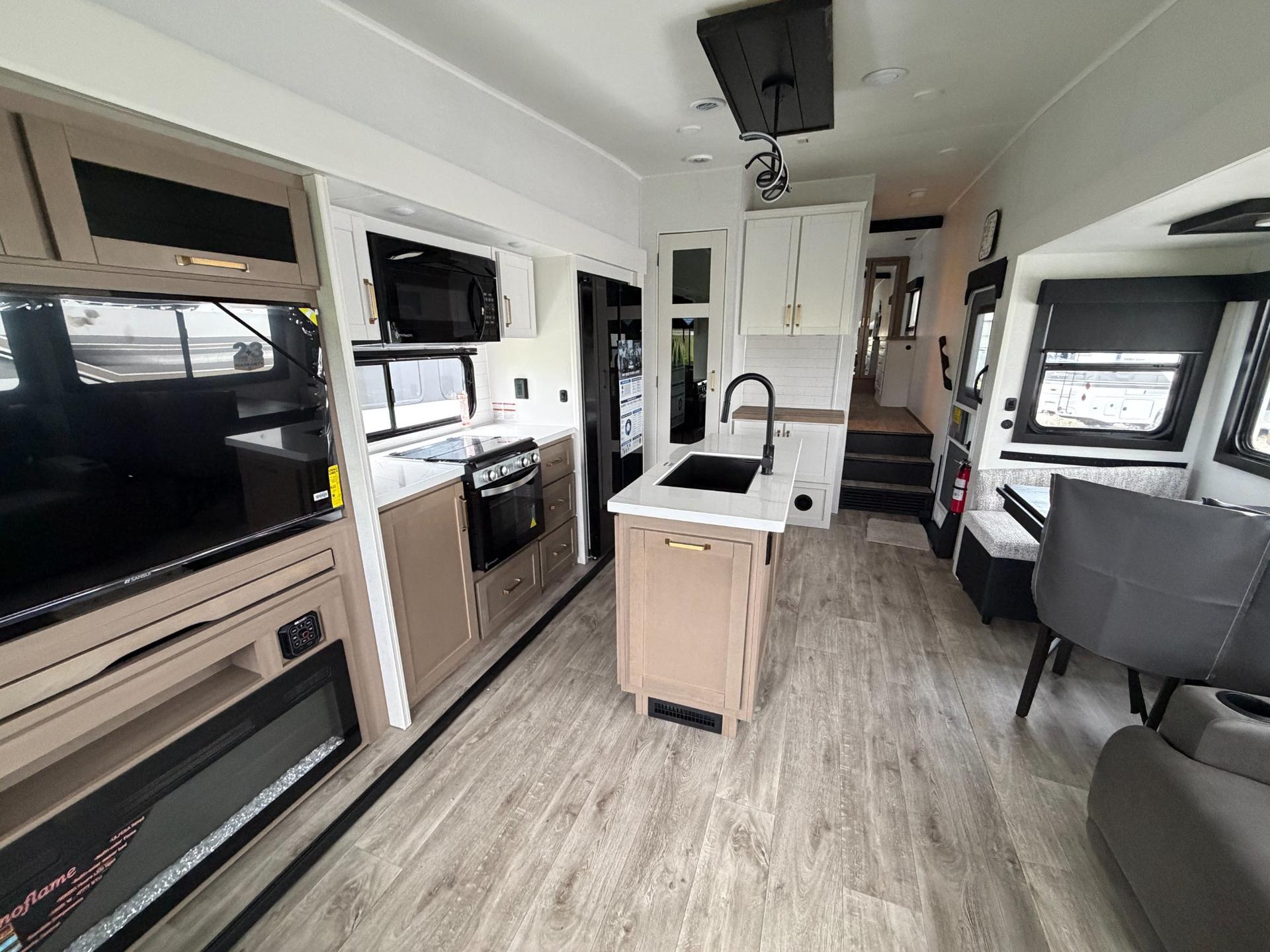 2027 Jayco 2027 Jayco Eagle - thumbnail 8