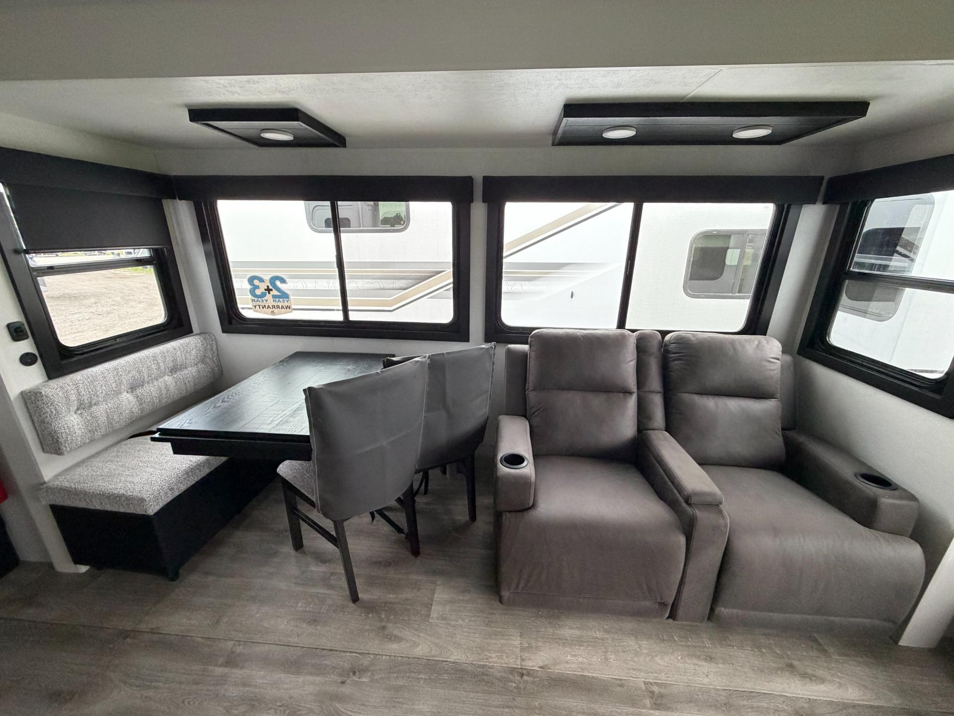2027 Jayco 2027 Jayco Eagle - thumbnail 10