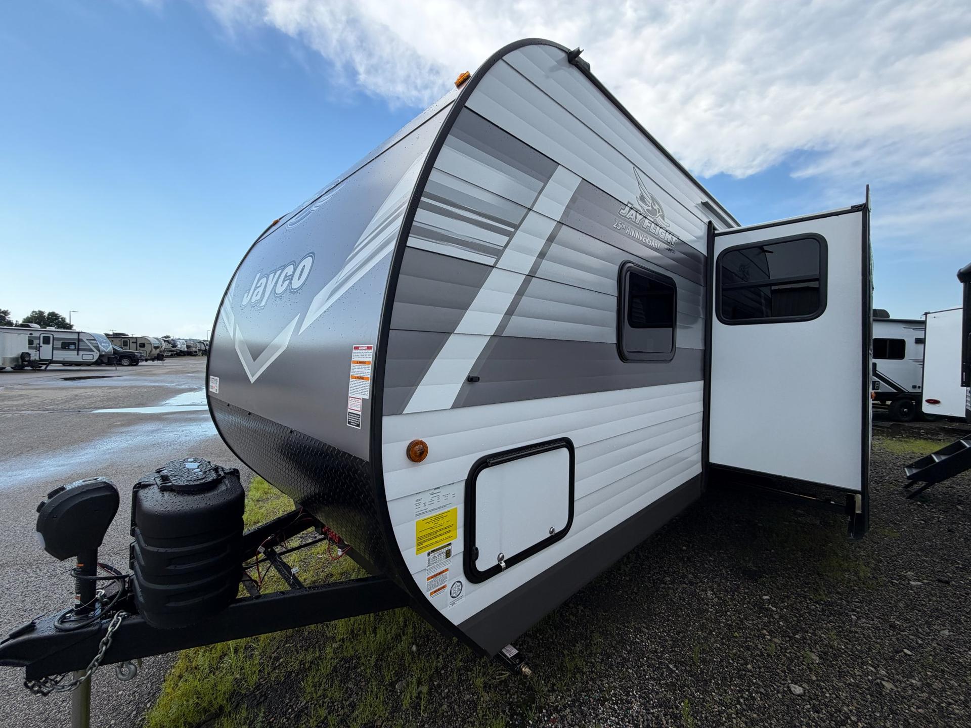 2027 Jayco 2027 Jayco JAY FLIGHT - thumbnail 6